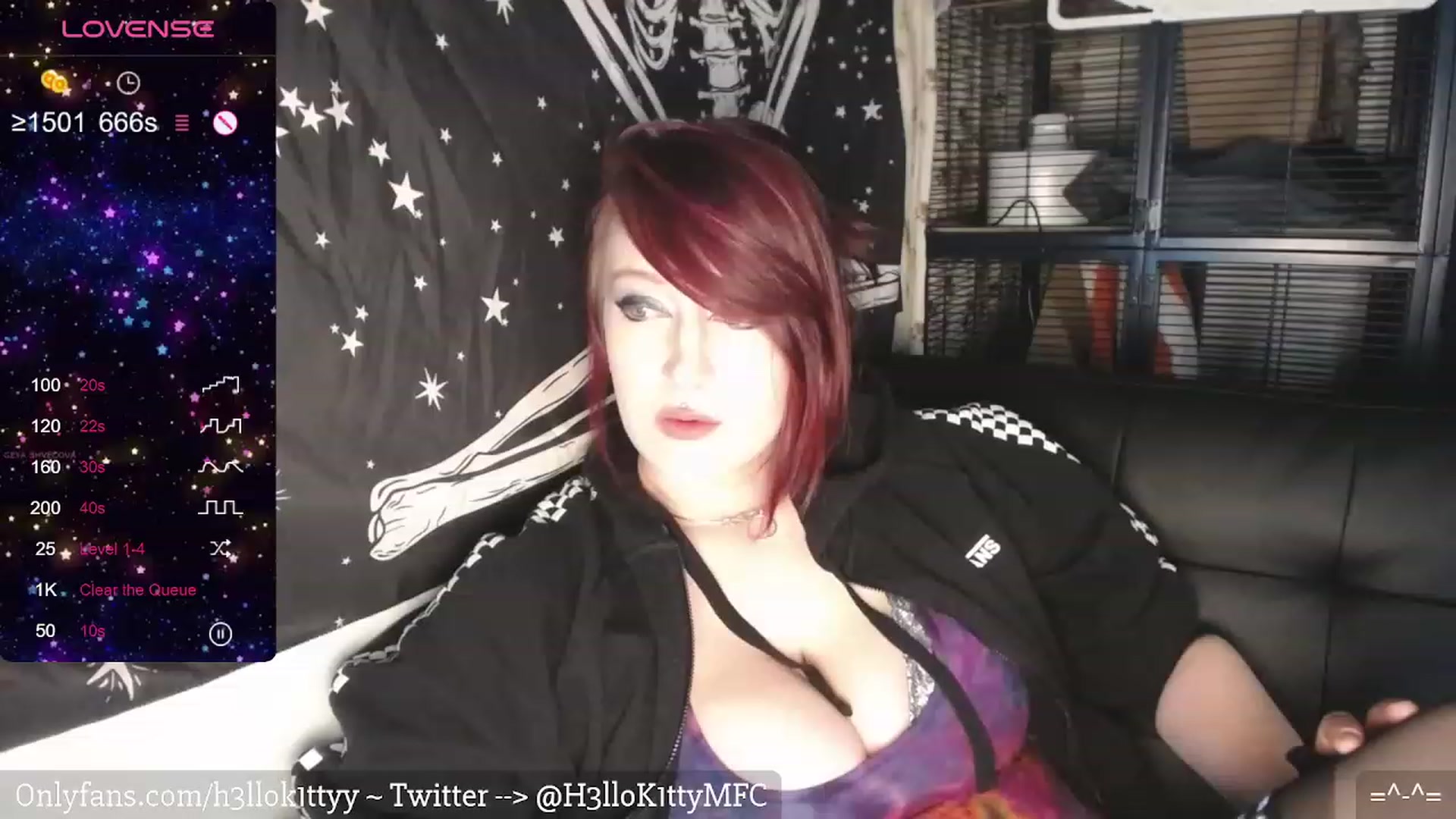 Gallery image thumbnail from H3llok1tty's myfreecams stream on, 02/07/2024, 10:14 image 11 of 20