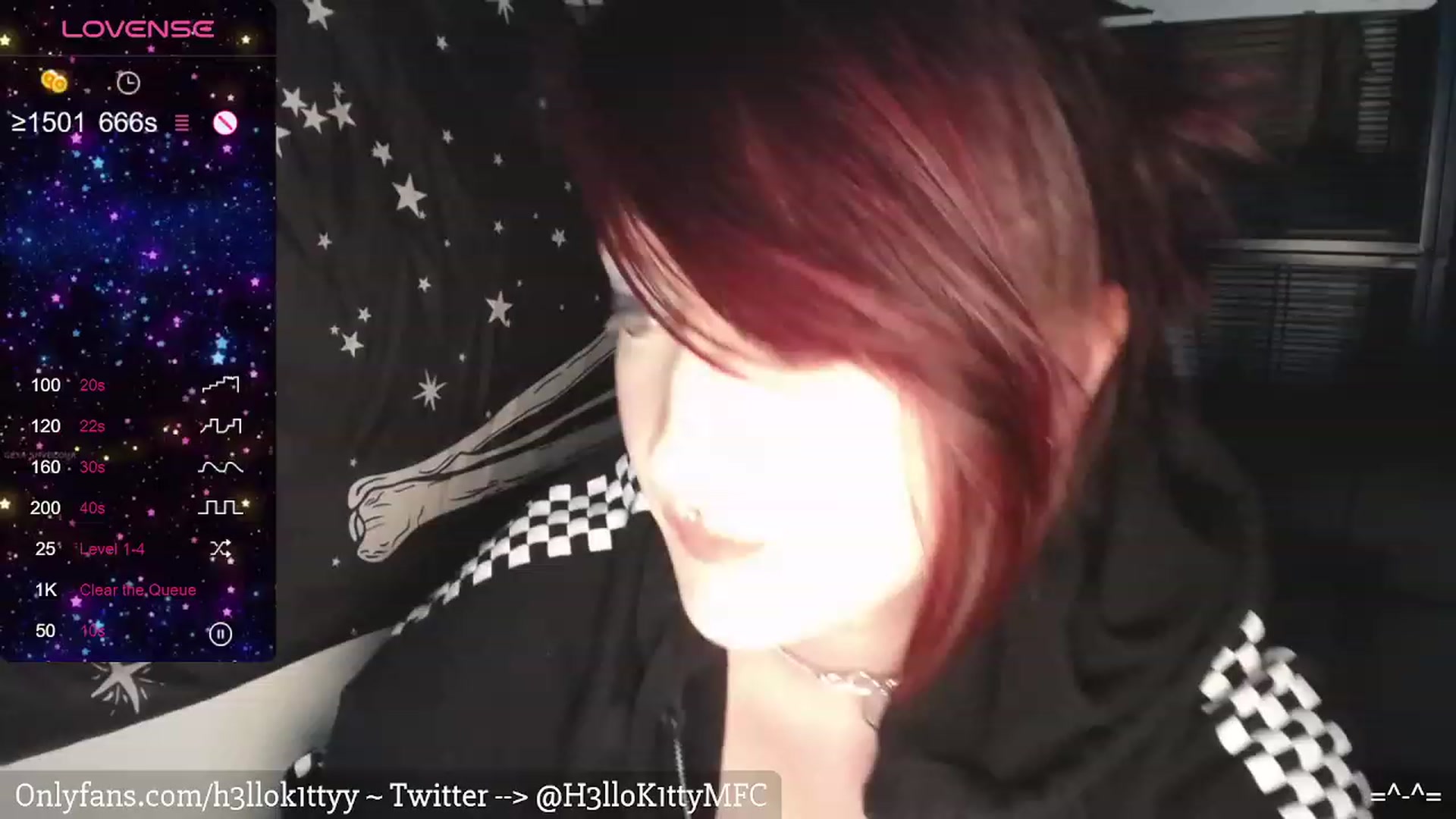 Gallery image thumbnail from H3llok1tty's myfreecams stream on, 02/07/2024, 10:14 image 10 of 20