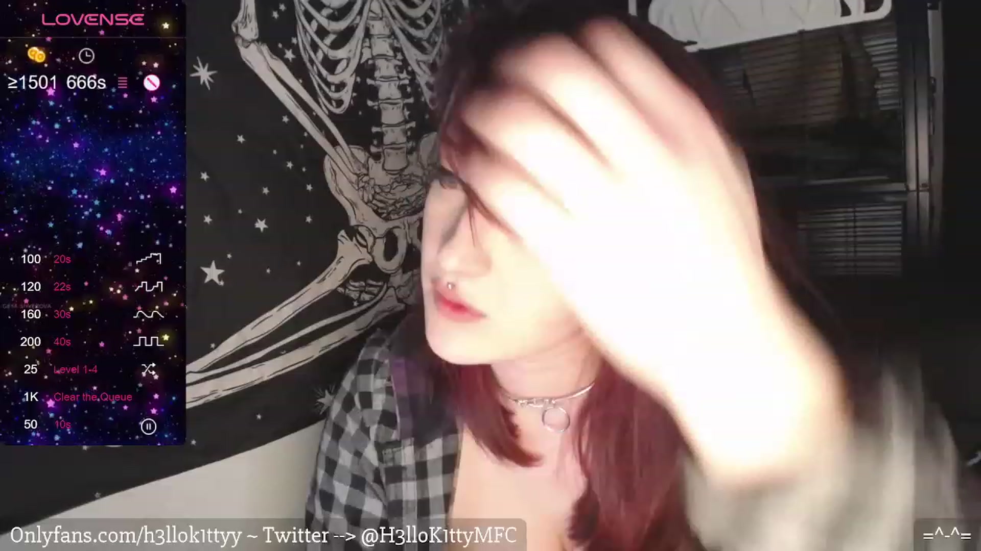 Gallery image thumbnail from H3llok1tty's myfreecams stream on, 02/08/2024, 10:26 image 18 of 20