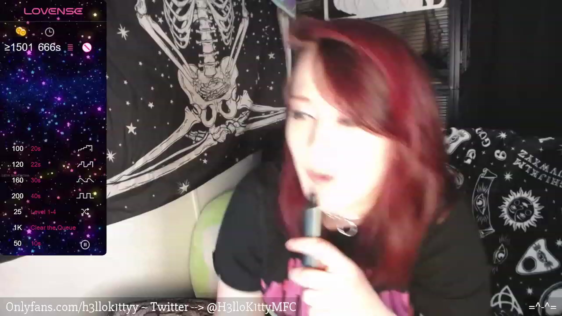 Gallery image thumbnail from H3llok1tty's myfreecams stream on, 02/08/2024, 10:26 image 8 of 20