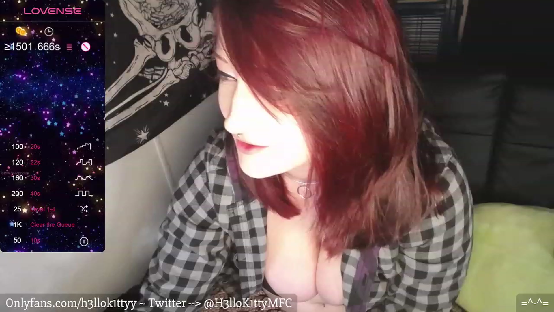Gallery image thumbnail from H3llok1tty's myfreecams stream on, 02/08/2024, 11:46 image 19 of 20
