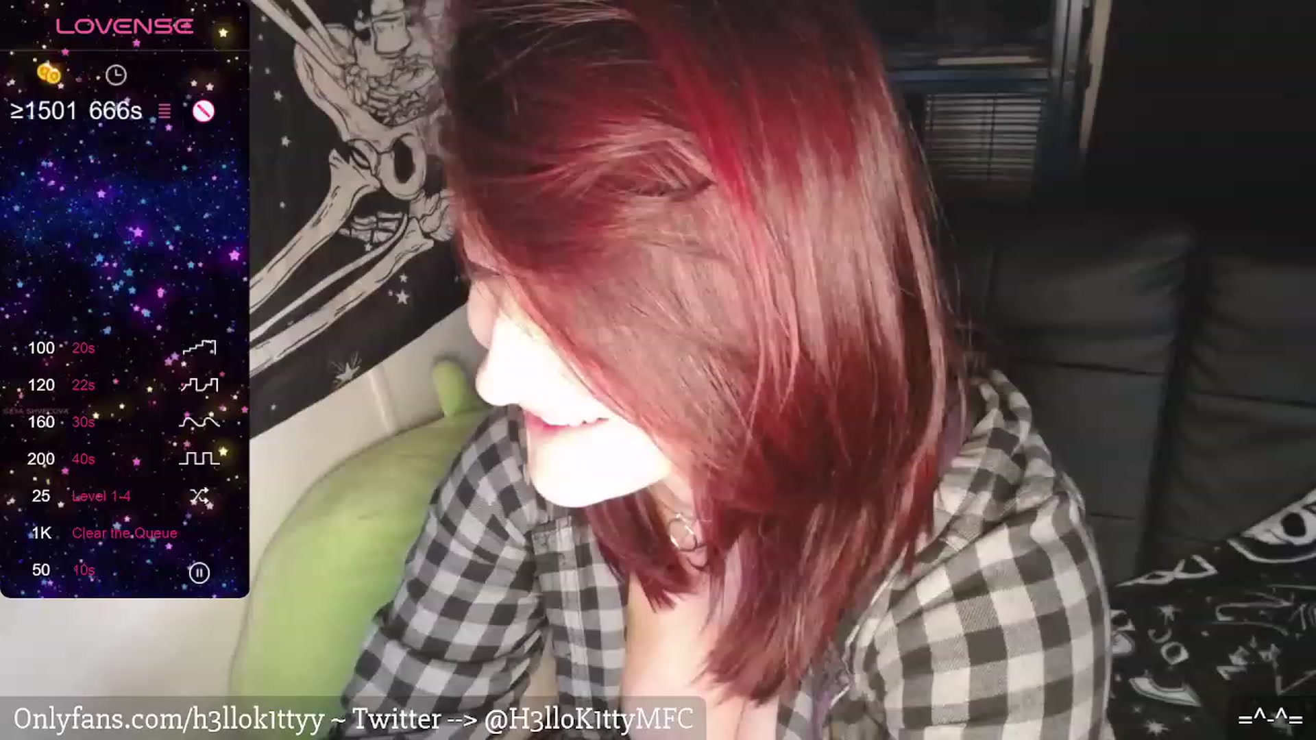 Gallery image thumbnail from H3llok1tty's myfreecams stream on, 02/08/2024, 11:46 image 9 of 20