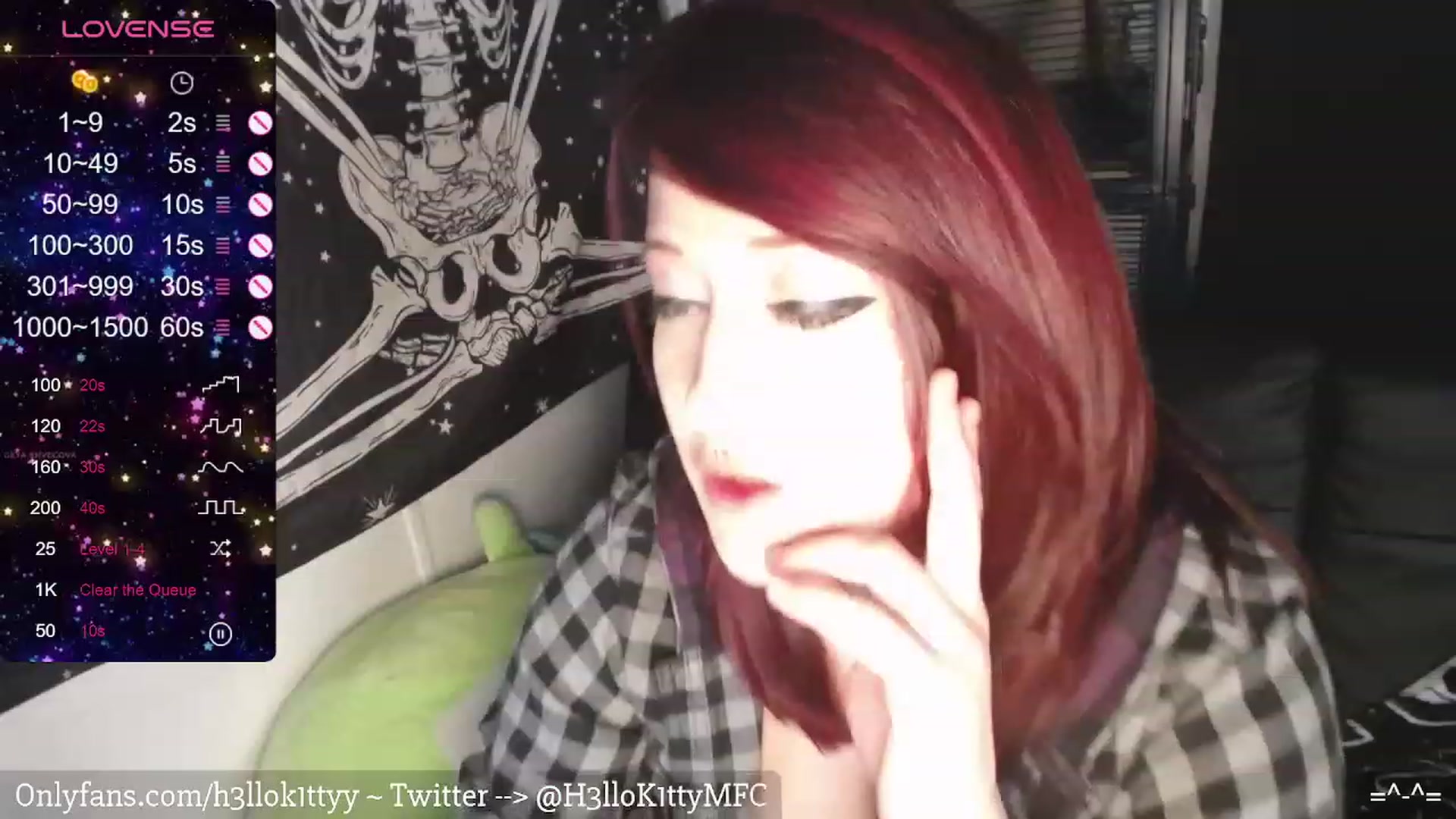 Gallery image thumbnail from H3llok1tty's myfreecams stream on, 02/08/2024, 11:46 image 10 of 20