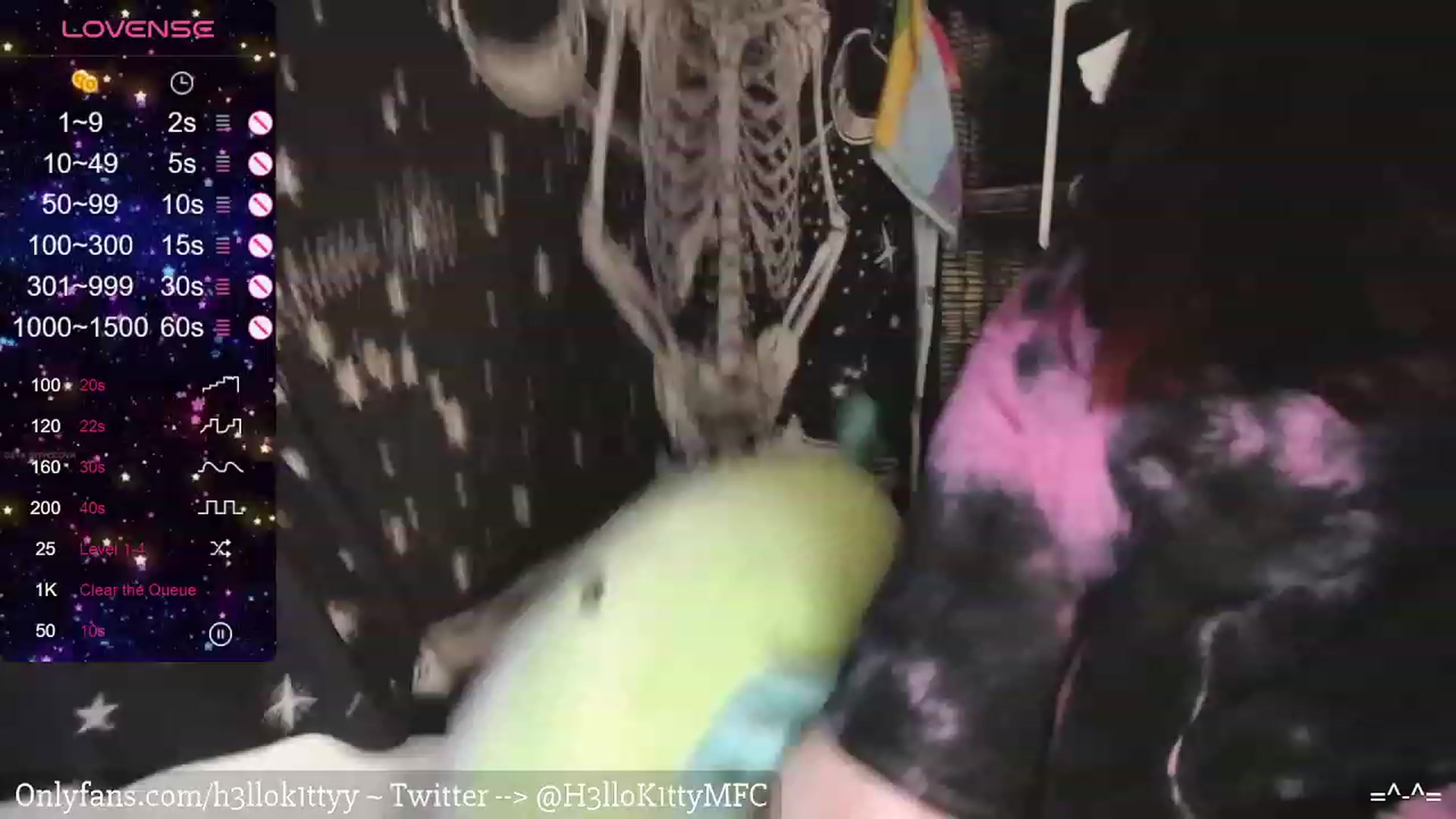 Gallery image thumbnail from H3llok1tty's myfreecams stream on, 02/09/2024, 09:32 image 10 of 20
