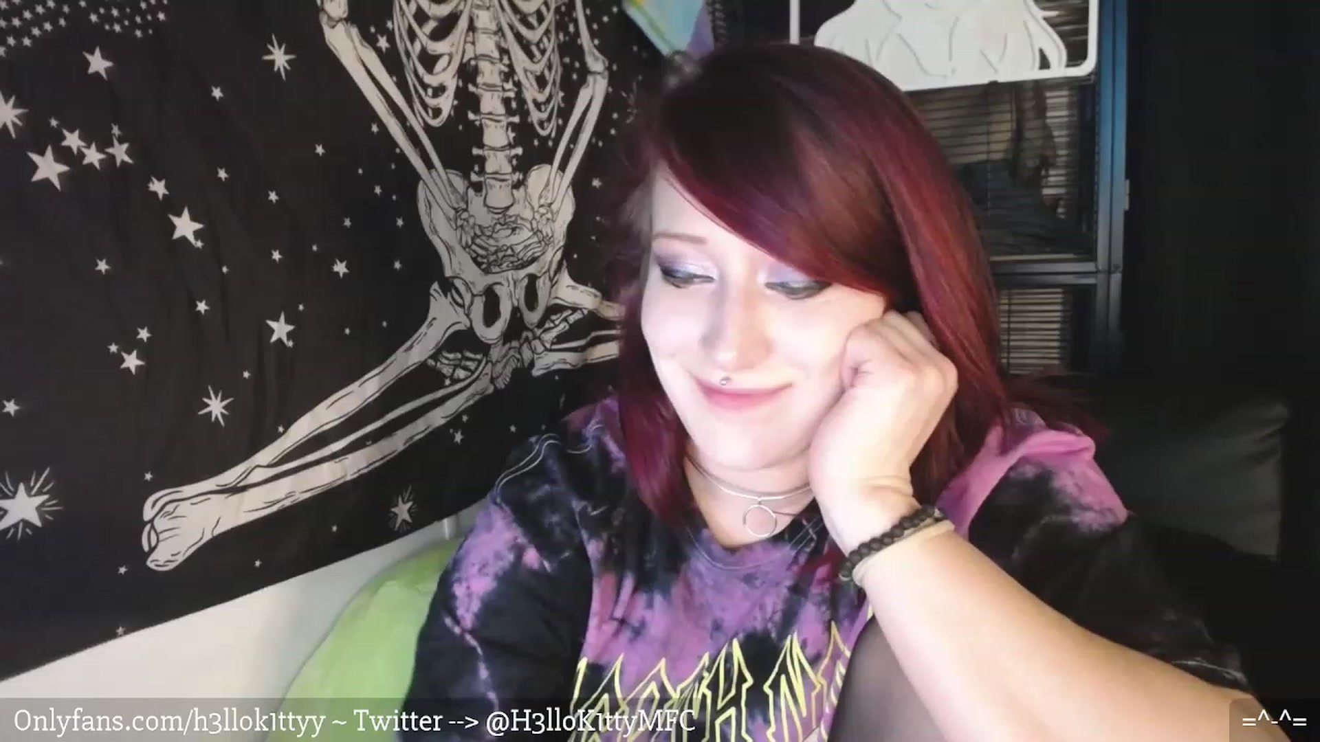 Gallery image thumbnail from H3llok1tty's myfreecams stream on, 02/09/2024, 10:13 image 18 of 20