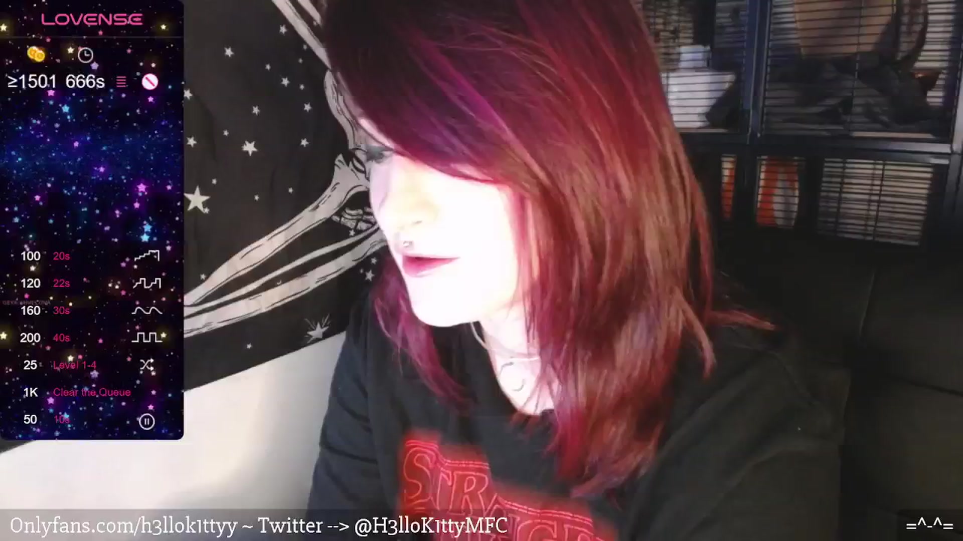 Gallery image thumbnail from H3llok1tty's myfreecams stream on, 02/11/2024, 11:33 image 10 of 20