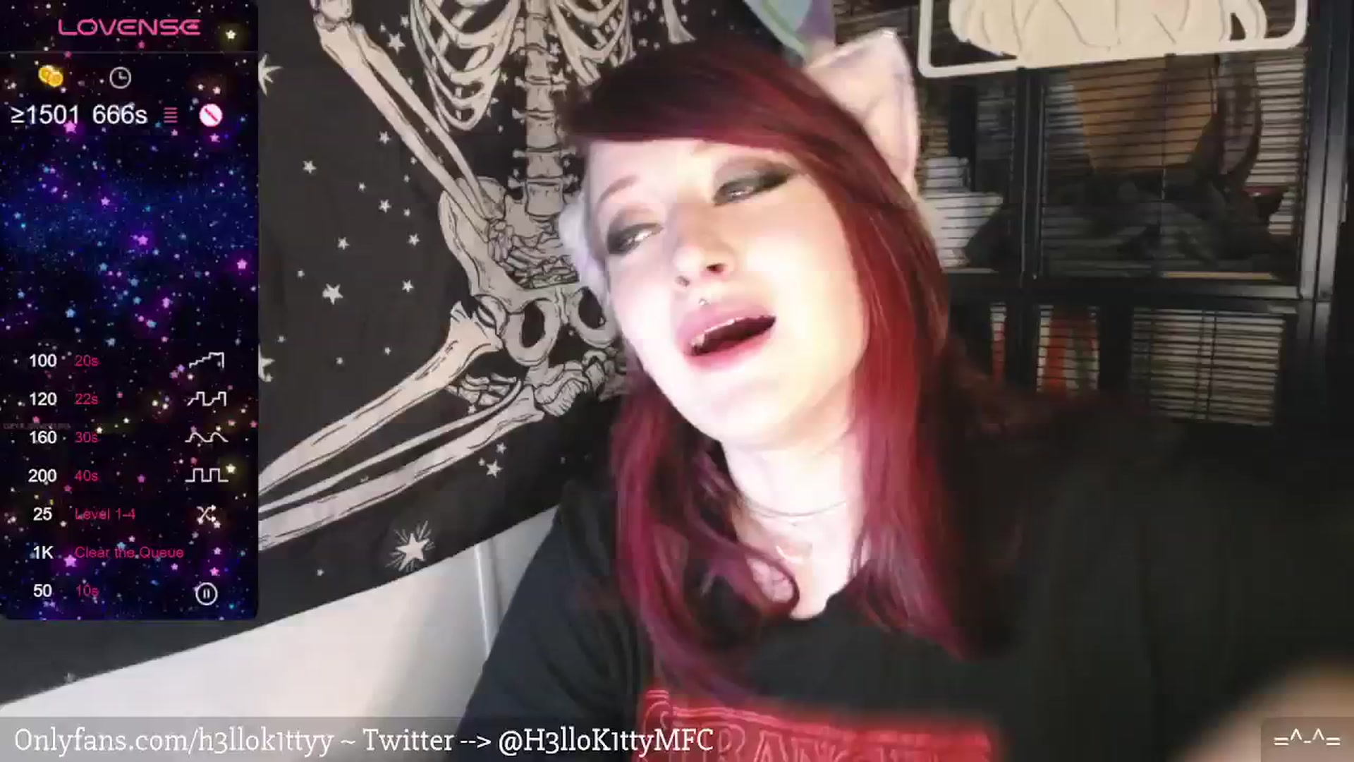 Gallery image thumbnail from H3llok1tty's myfreecams stream on, 02/11/2024, 11:33 image 11 of 20