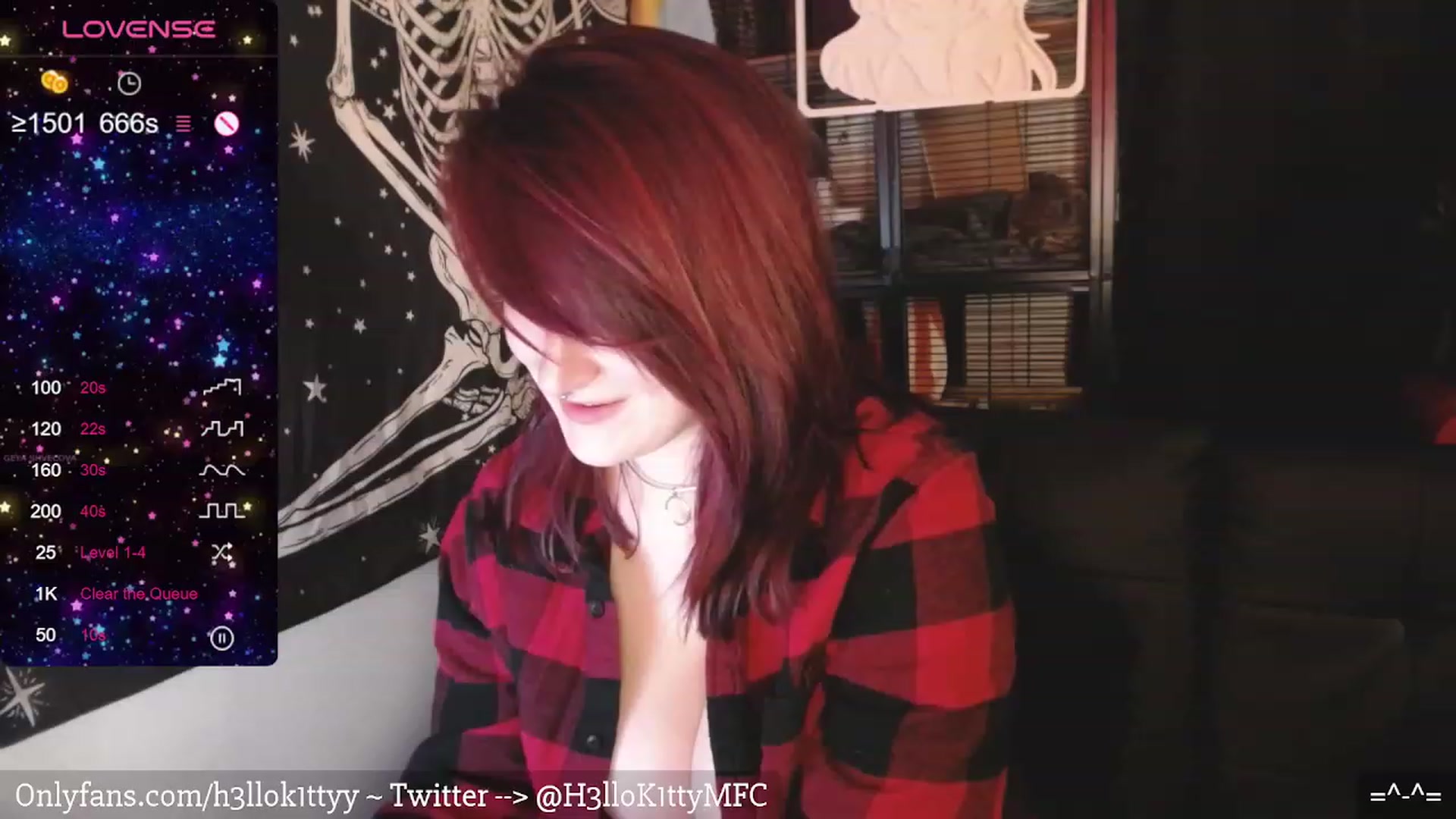 Gallery image thumbnail from H3llok1tty's myfreecams stream on, 02/14/2024, 12:02 image 8 of 20