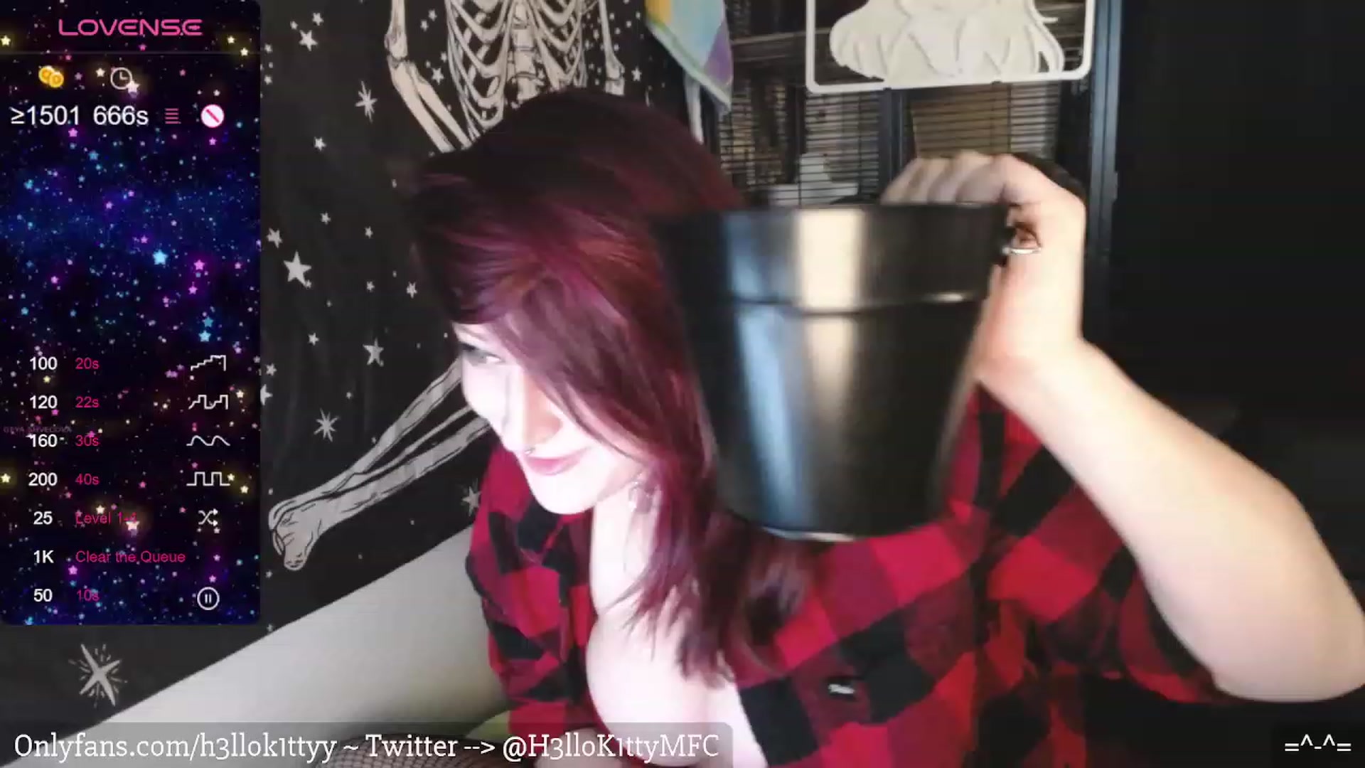 Gallery image thumbnail from H3llok1tty's myfreecams stream on, 02/14/2024, 12:02 image 9 of 20