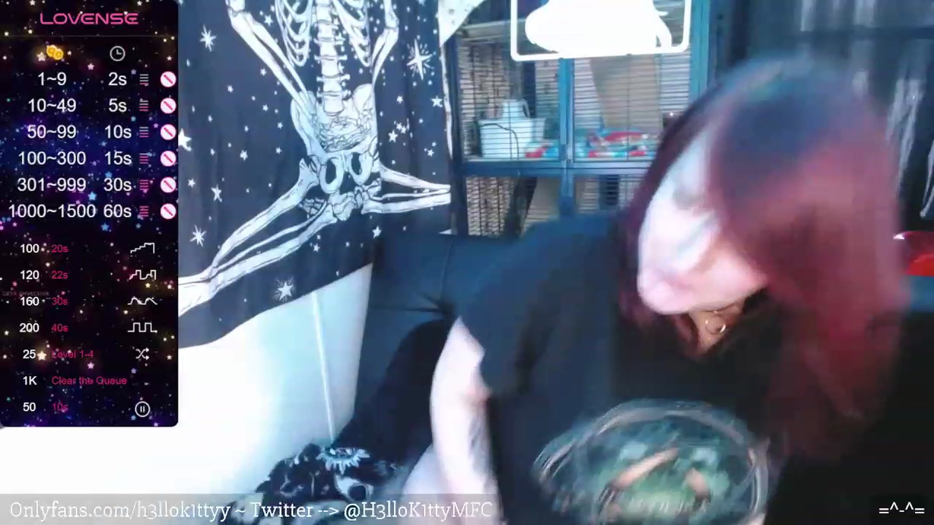 Gallery image thumbnail from H3llok1tty's myfreecams stream on, 02/17/2024, 13:48 image 16 of 20