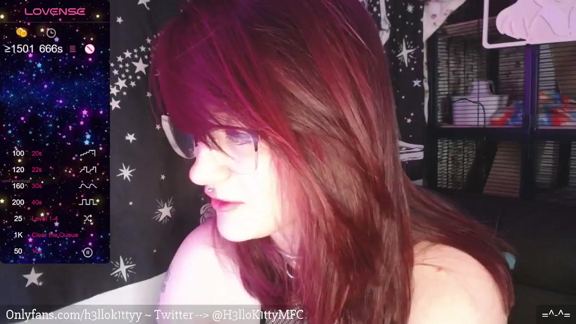Gallery image thumbnail from H3llok1tty's myfreecams stream on, 02/18/2024, 12:34 image 7 of 20