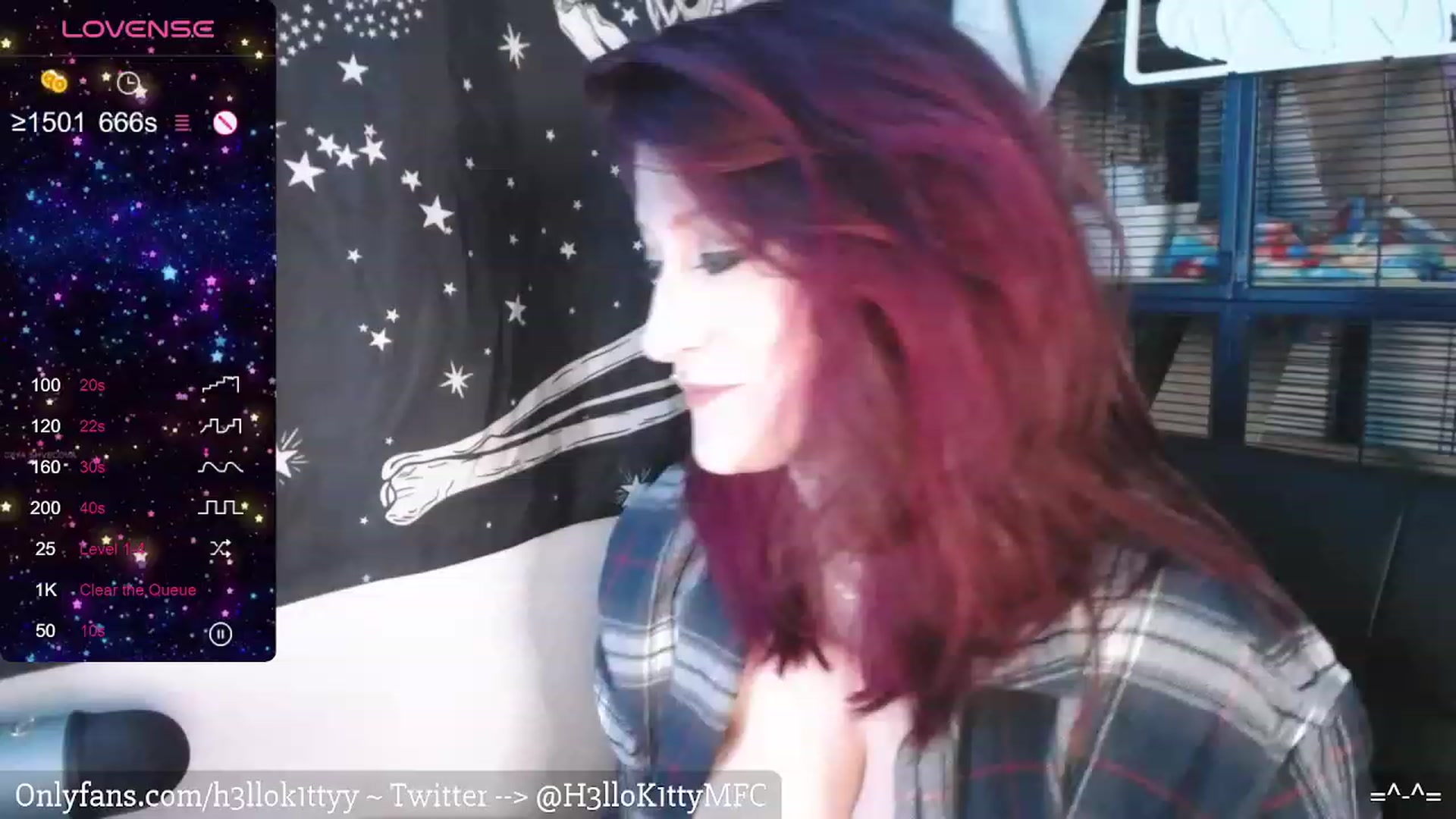 Gallery image thumbnail from H3llok1tty's myfreecams stream on, 02/28/2024, 07:28 image 10 of 20