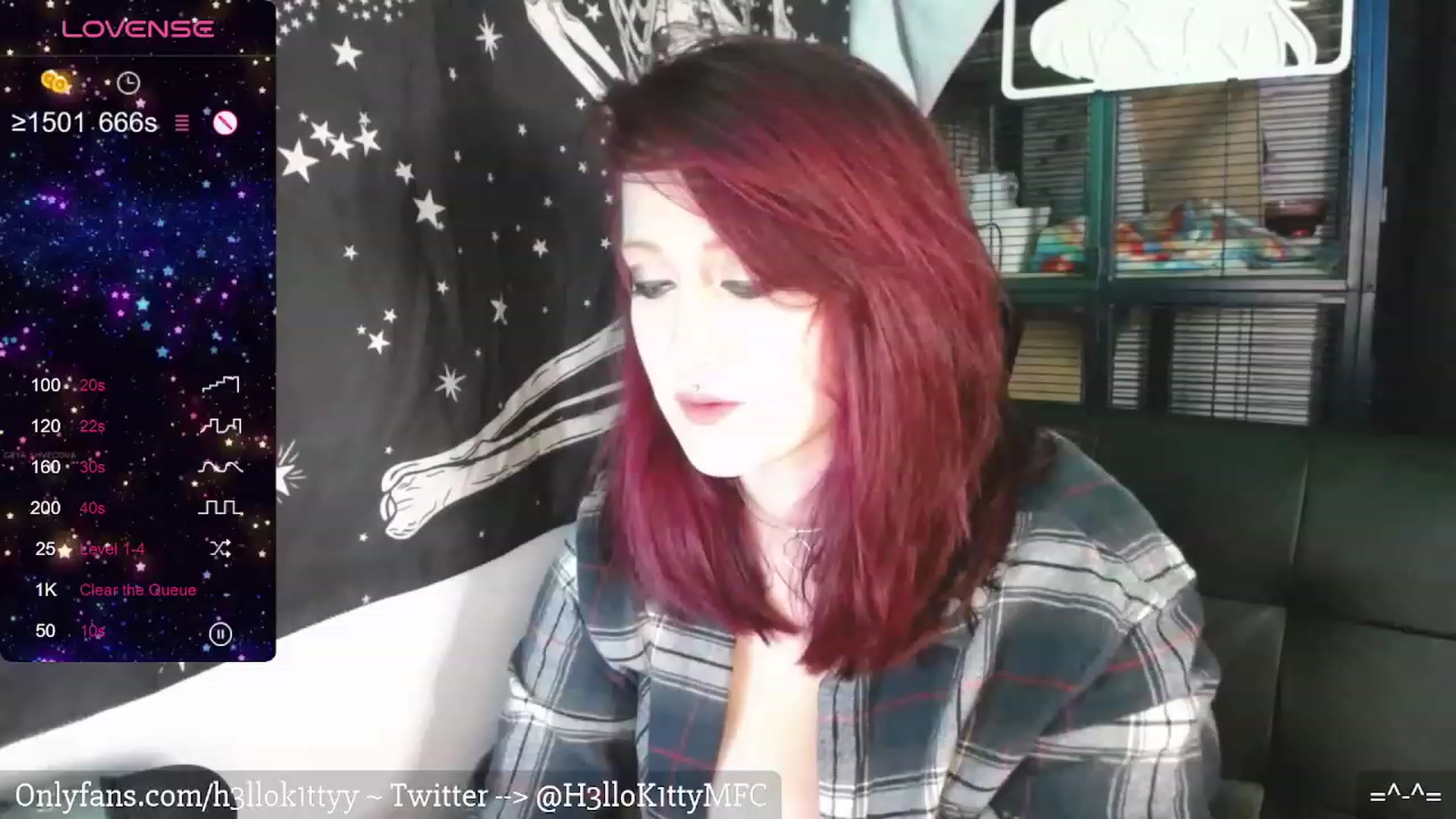 Gallery image thumbnail from H3llok1tty's myfreecams stream on, 02/28/2024, 07:28 image 11 of 20