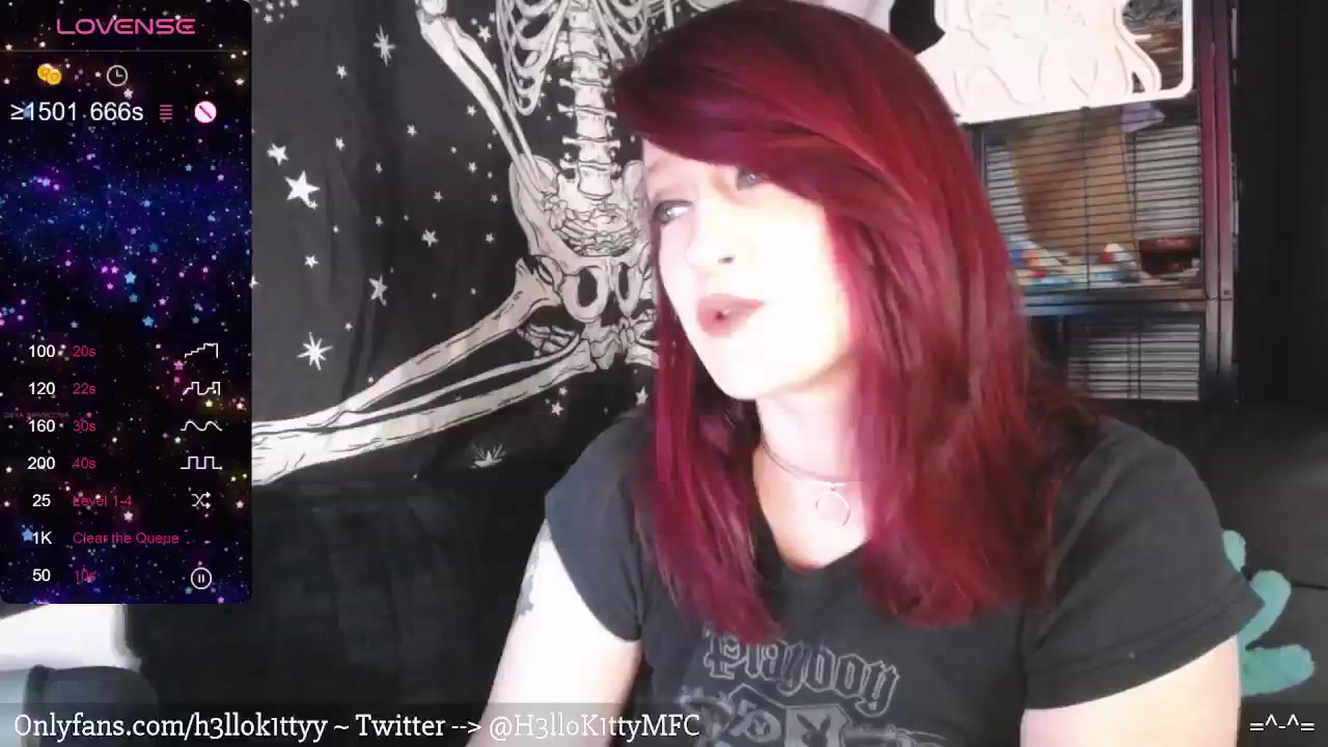 Gallery image thumbnail from H3llok1tty's myfreecams stream on, 02/28/2024, 11:05 image 16 of 20