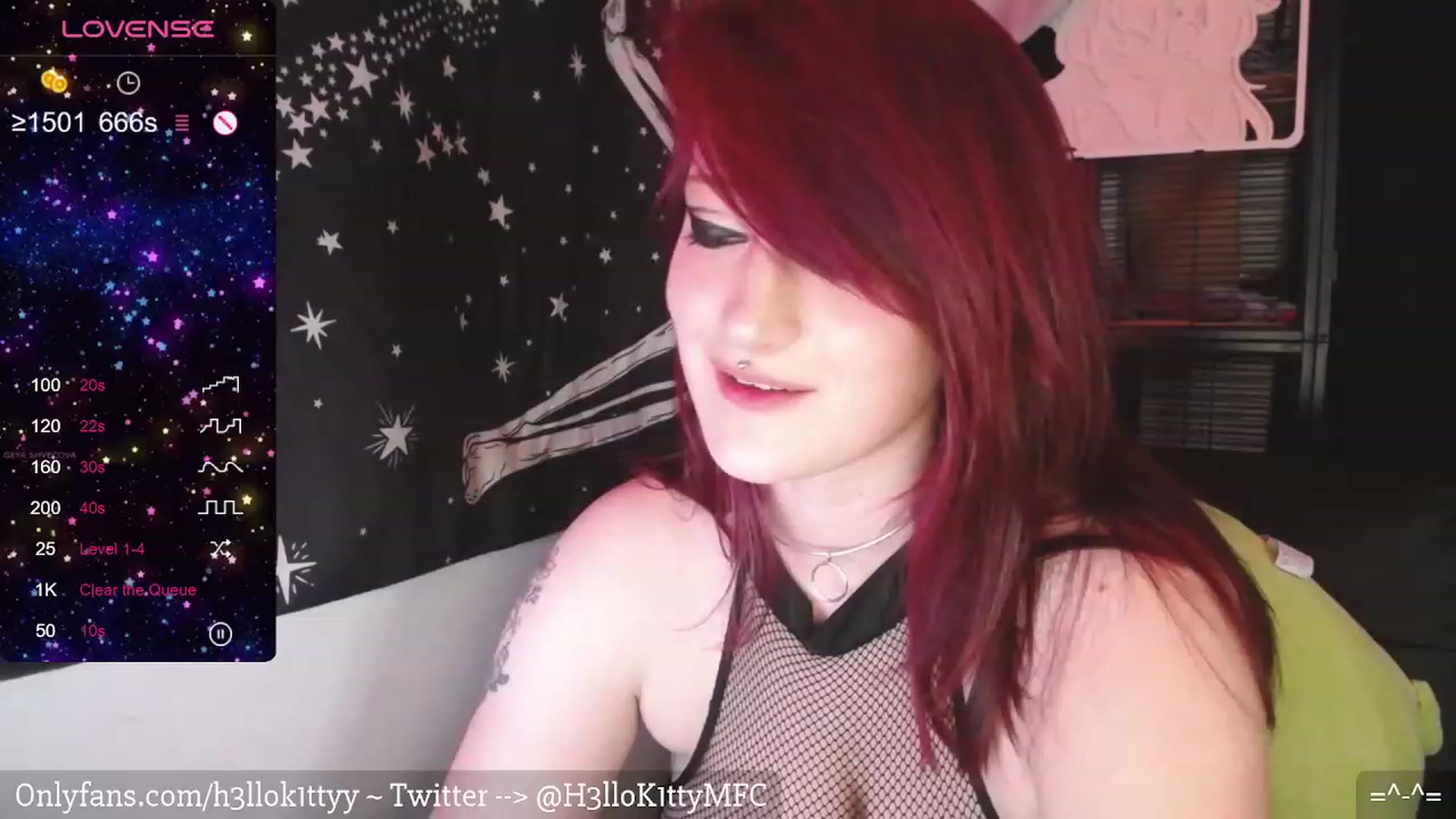 Gallery image thumbnail from H3llok1tty's myfreecams stream on, 03/02/2024, 11:02 image 16 of 20