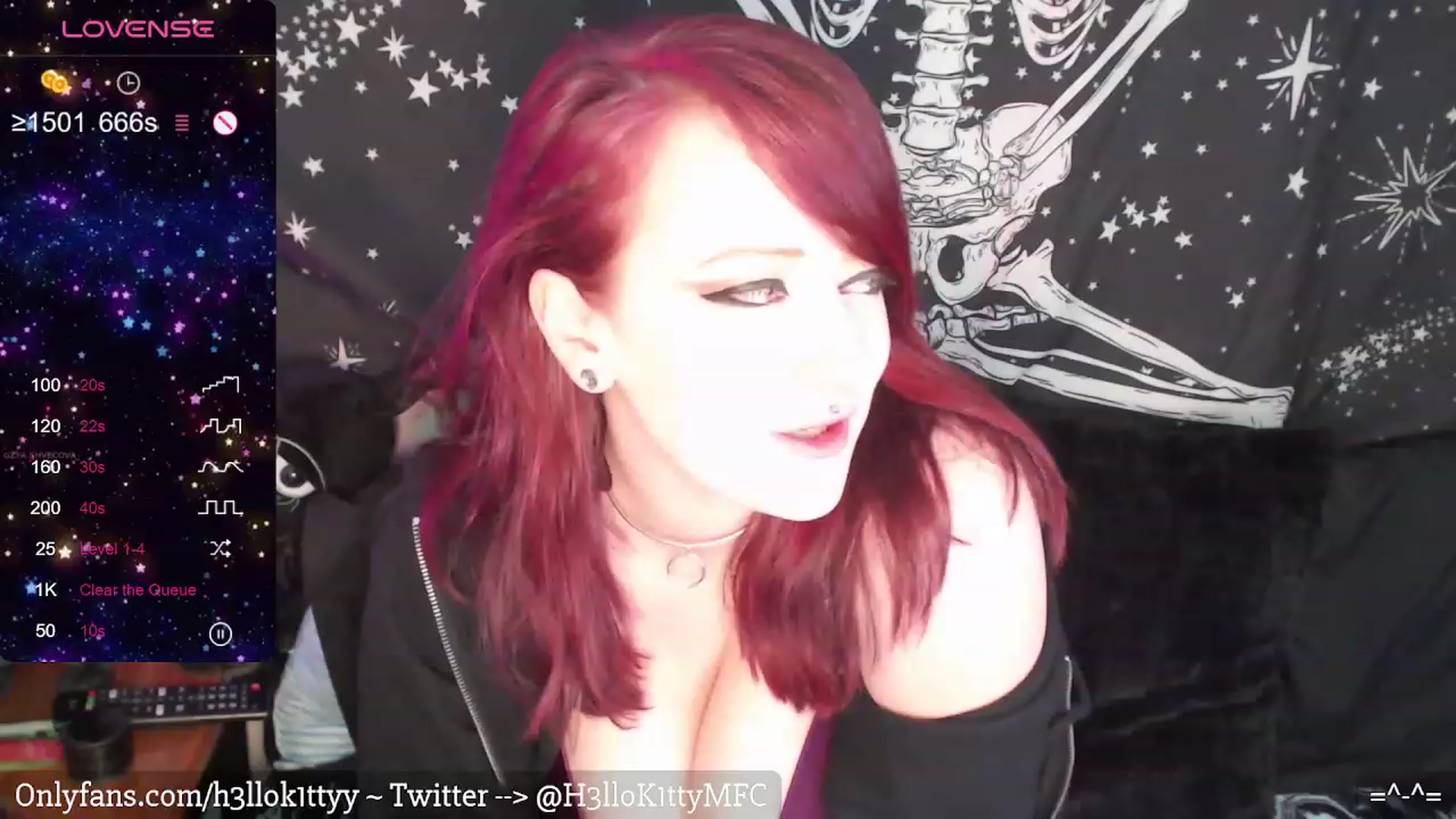 Gallery image thumbnail from H3llok1tty's myfreecams stream on, 03/08/2024, 11:05 image 6 of 20