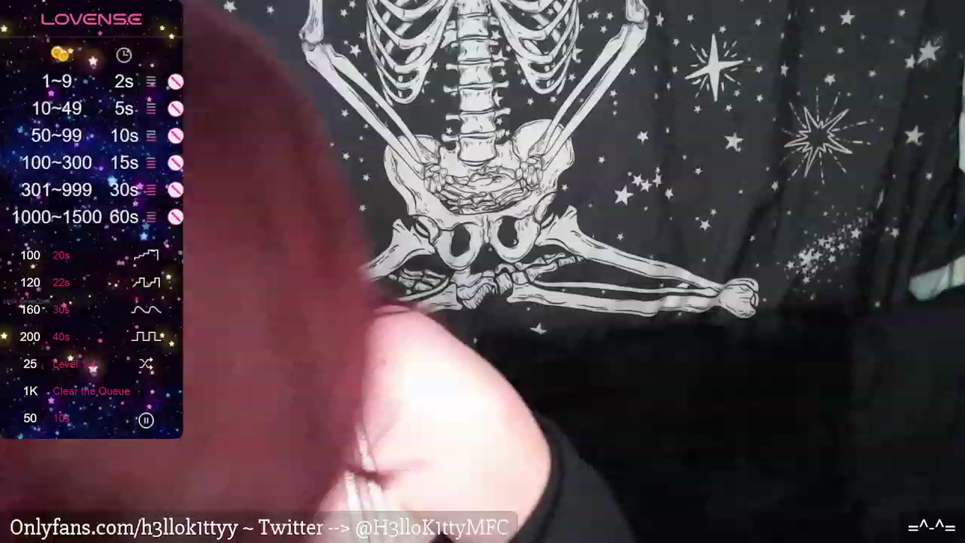 Gallery image thumbnail from H3llok1tty's myfreecams stream on, 03/08/2024, 11:05 image 10 of 20