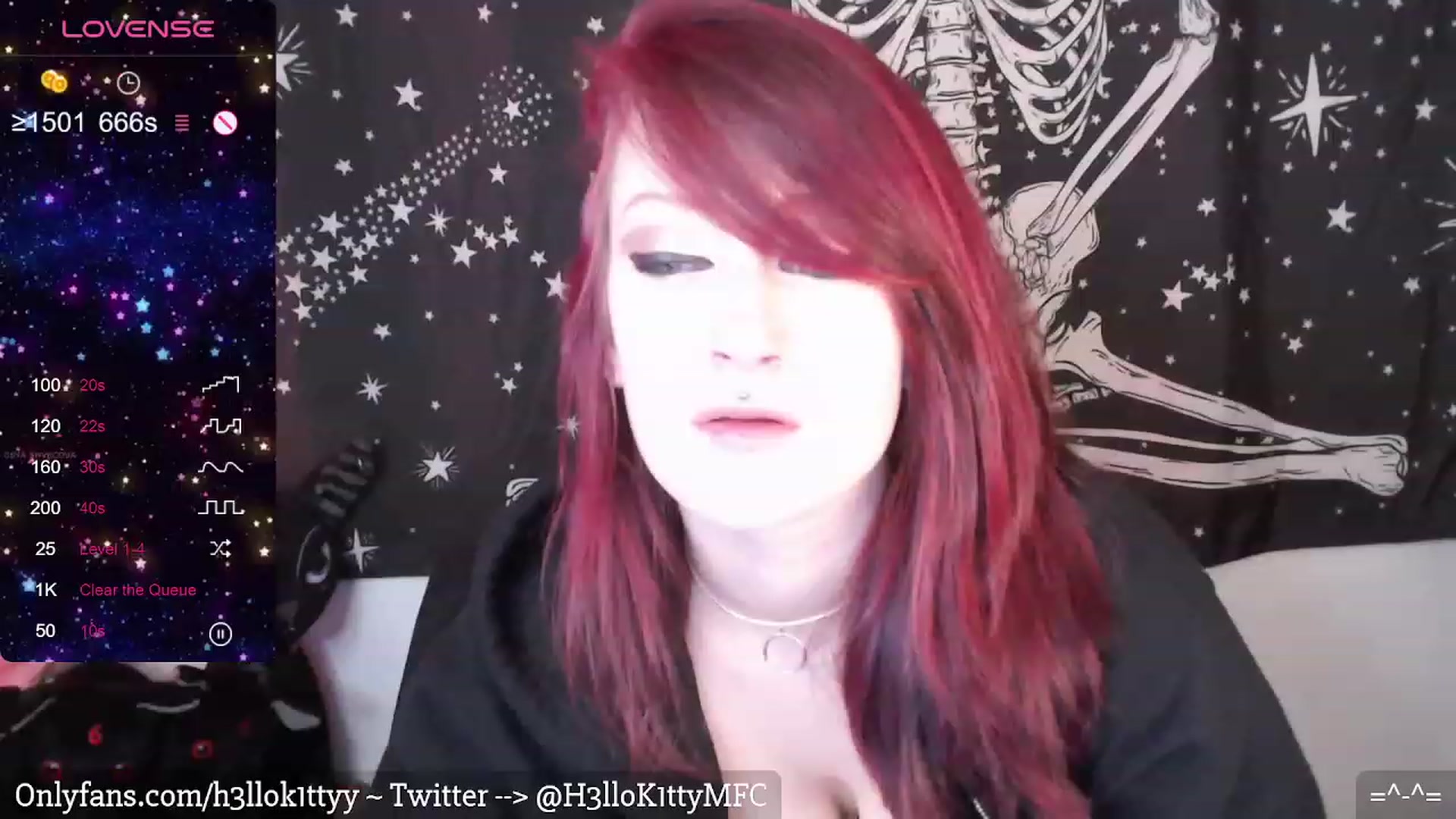Gallery image thumbnail from H3llok1tty's myfreecams stream on, 03/08/2024, 11:39 image 8 of 20