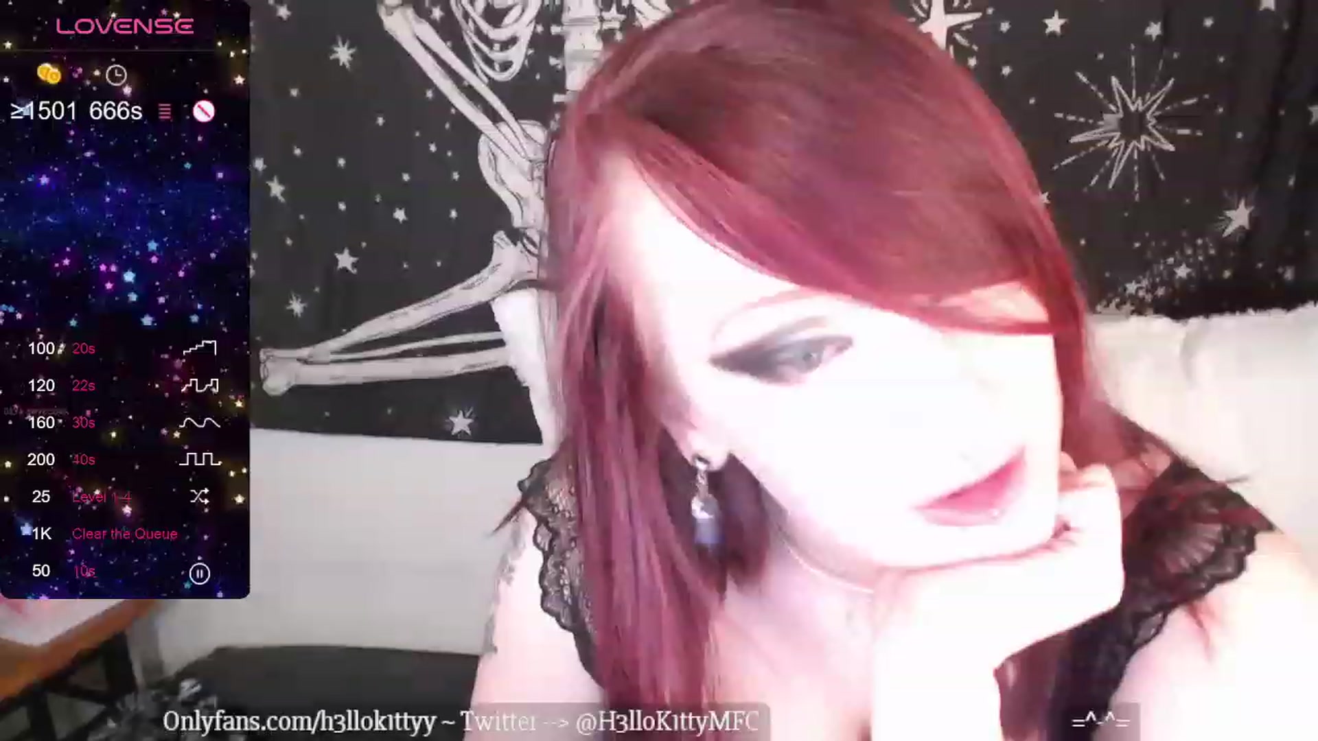 Gallery image thumbnail from H3llok1tty's myfreecams stream on, 03/16/2024, 12:22 image 7 of 20