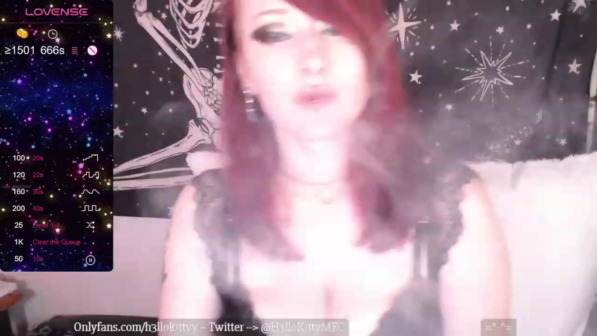 Gallery image thumbnail from H3llok1tty's myfreecams stream on, 03/16/2024, 12:22 image 3 of 20