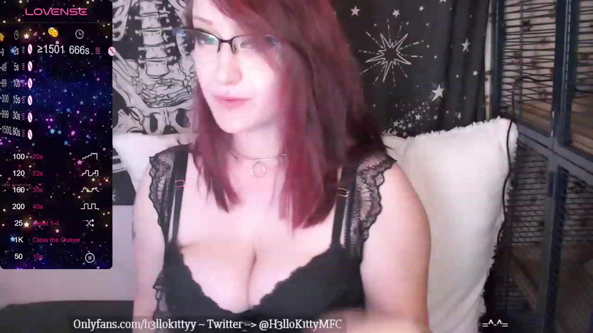 Gallery image thumbnail from H3llok1tty's myfreecams stream on, 03/16/2024, 12:22 image 14 of 20