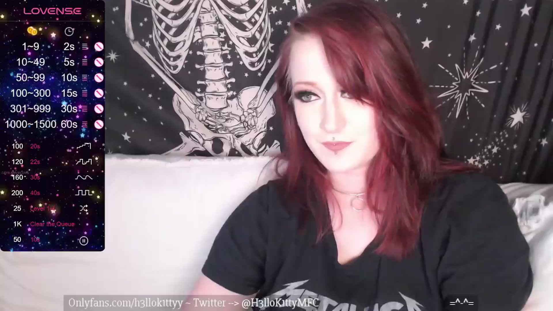 Gallery image thumbnail from H3llok1tty's myfreecams stream on, 03/27/2024, 06:06 image 12 of 20