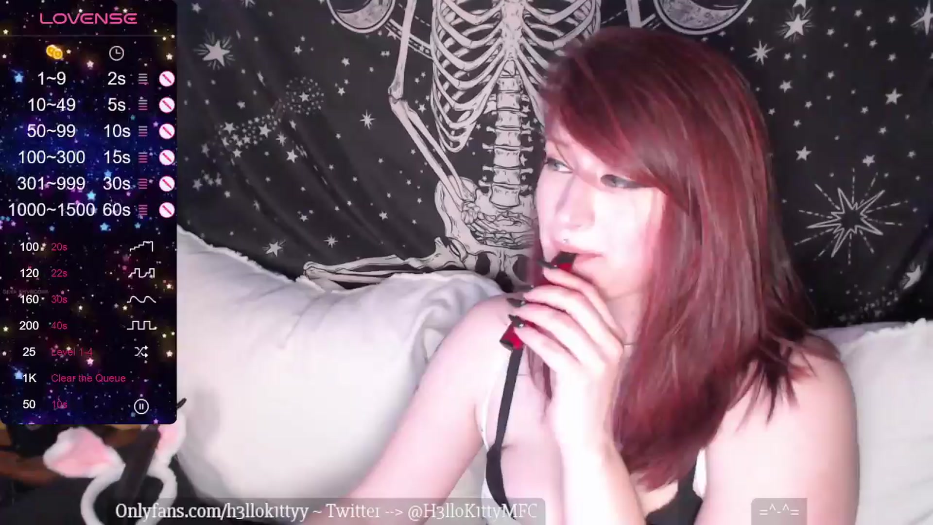 Gallery image thumbnail from H3llok1tty's myfreecams stream on, 04/01/2024, 11:34 image 18 of 20
