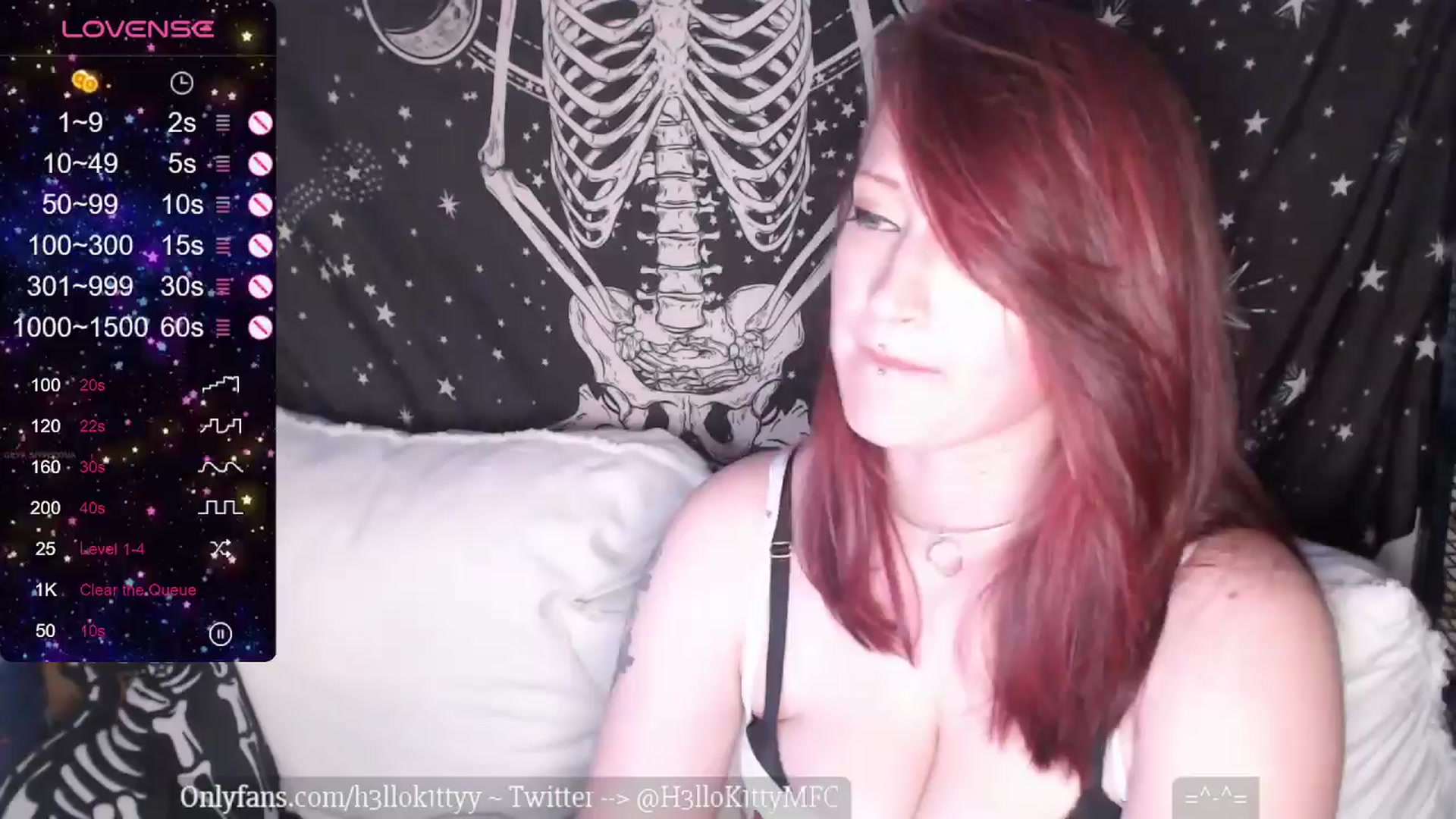 Gallery image thumbnail from H3llok1tty's myfreecams stream on, 04/01/2024, 11:34 image 9 of 20