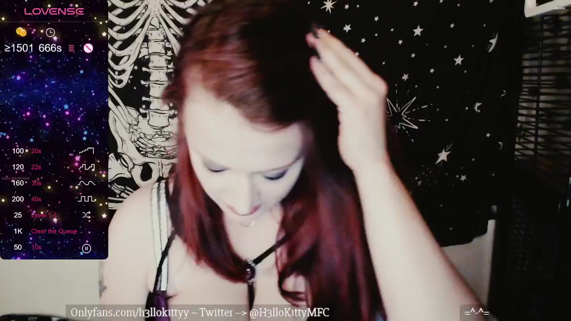 Gallery image thumbnail from H3llok1tty's myfreecams stream on, 04/05/2024, 09:06 image 19 of 20