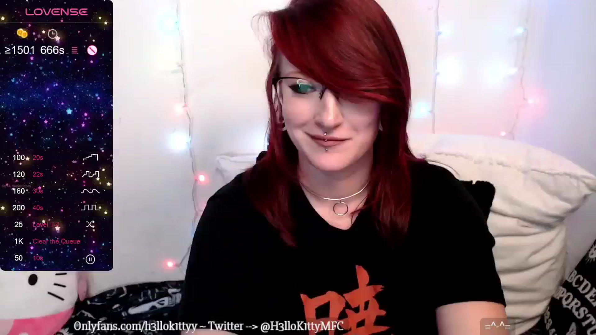 Gallery image thumbnail from H3llok1tty's myfreecams stream on, 04/30/2024, 11:07 image 16 of 20