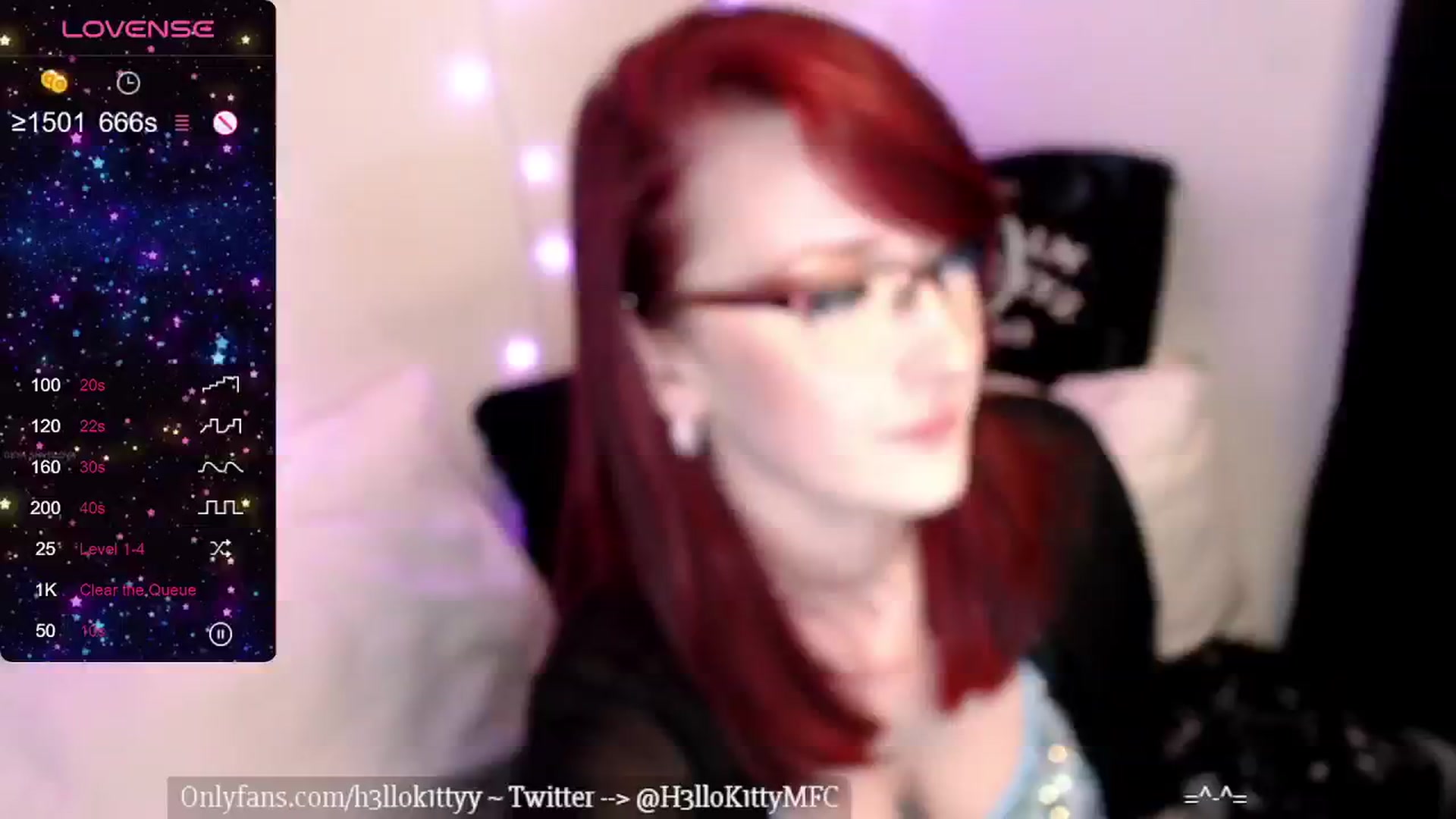 Gallery image thumbnail from H3llok1tty's myfreecams stream on, 05/04/2024, 10:43 image 13 of 20