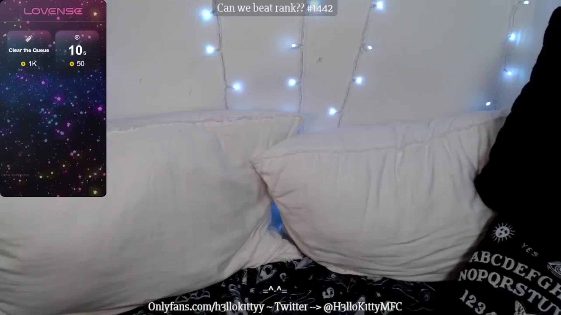 Gallery image thumbnail from H3llok1tty's myfreecams stream on, 05/27/2024, 11:25 image 8 of 20
