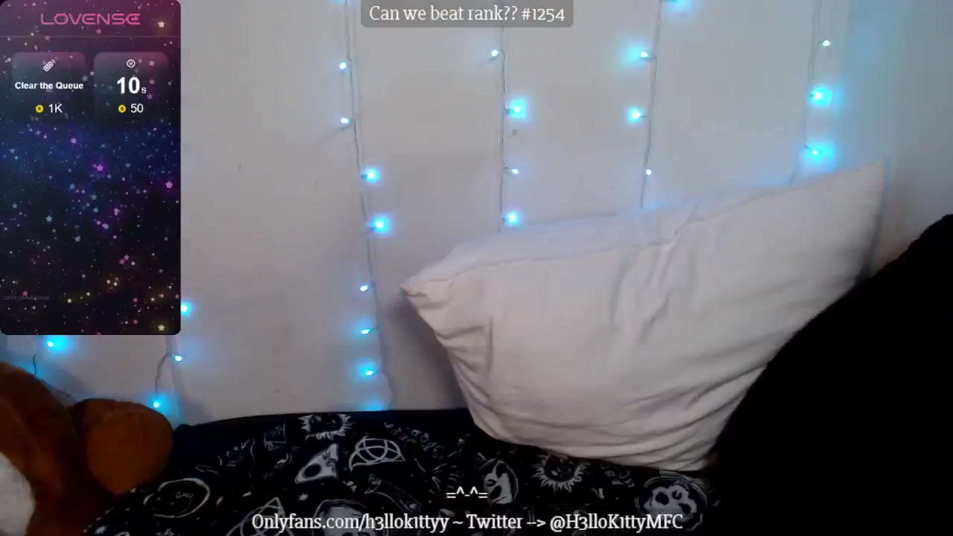 Gallery image thumbnail from H3llok1tty's myfreecams stream on, 05/27/2024, 14:46 image 1 of 20