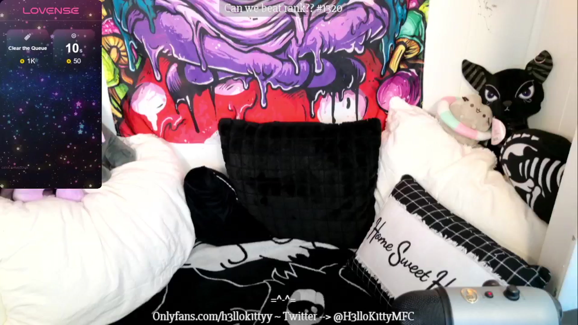 Gallery image thumbnail from H3llok1tty's myfreecams stream on, 07/14/2024, 12:43 image 2 of 20