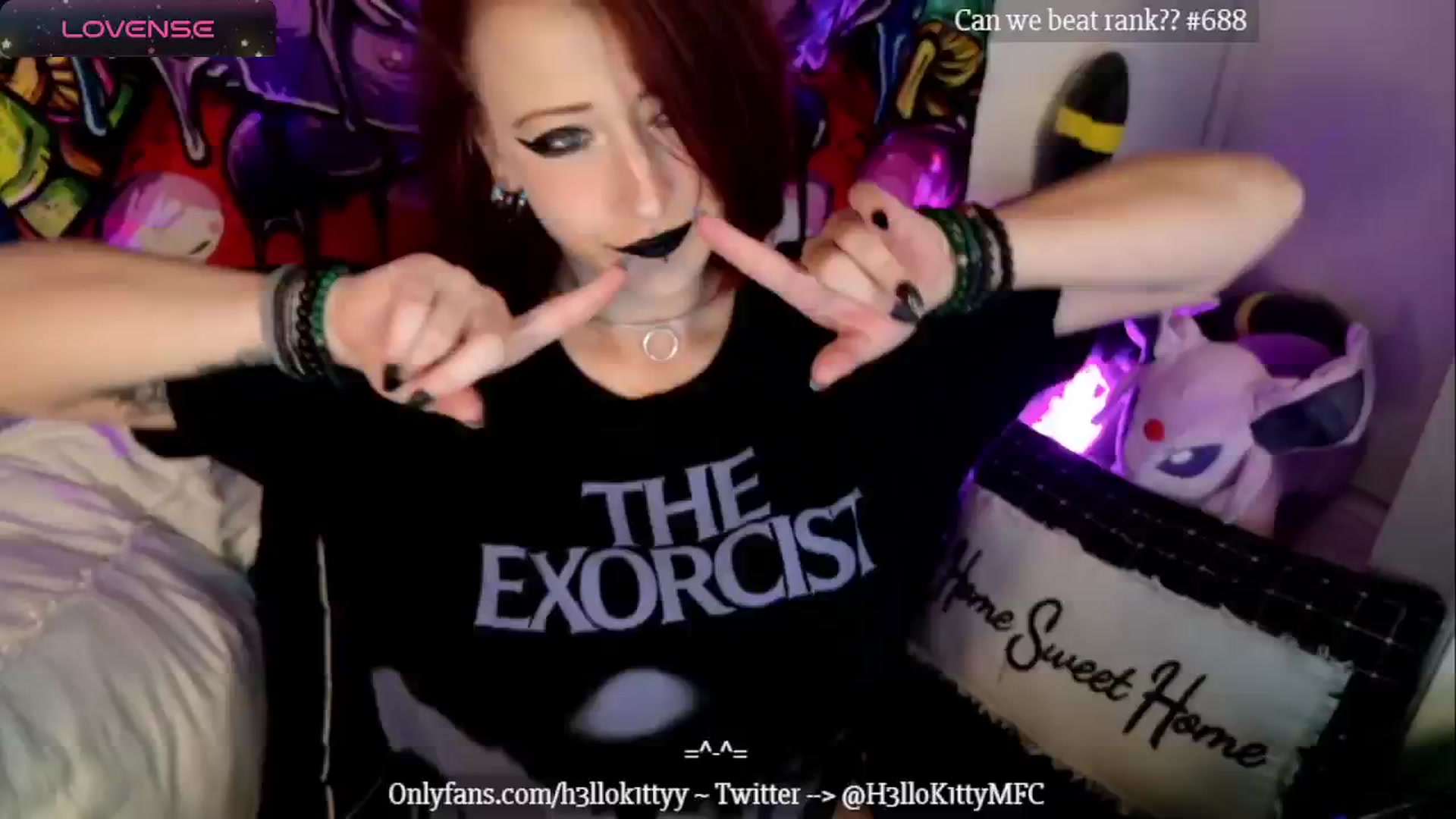 Gallery image thumbnail from H3llok1tty's myfreecams stream on, 08/30/2024, 10:20 image 3 of 20
