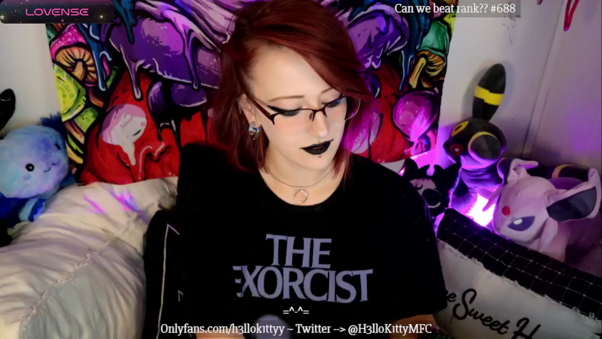 Gallery image thumbnail from H3llok1tty's myfreecams stream on, 08/30/2024, 10:20 image 16 of 20