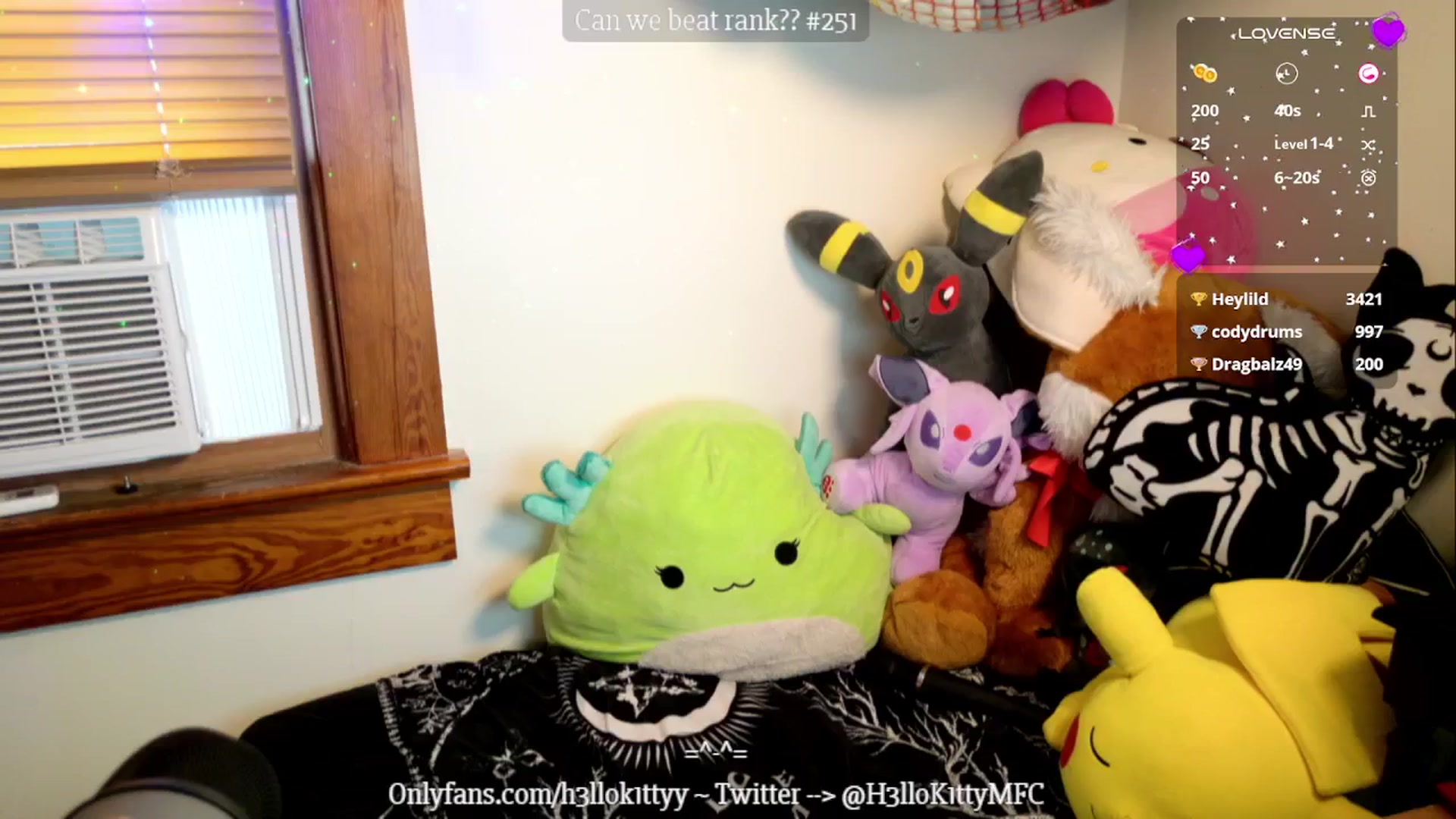 Gallery image thumbnail from H3llok1tty's myfreecams stream on, 10/03/2024, 12:00 image 18 of 20