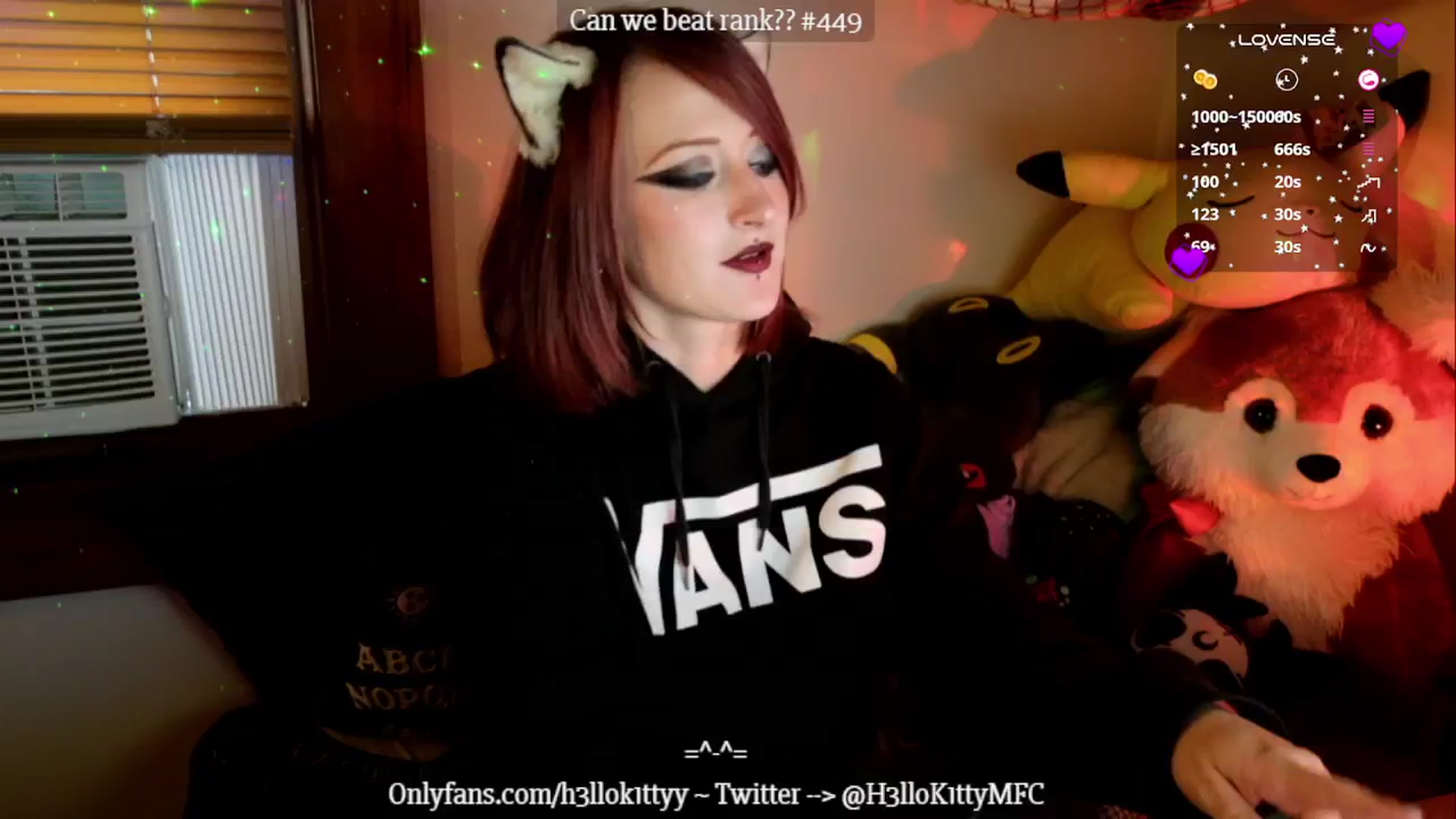 Gallery image thumbnail from H3llok1tty's myfreecams stream on, 10/10/2024, 14:16 image 10 of 20
