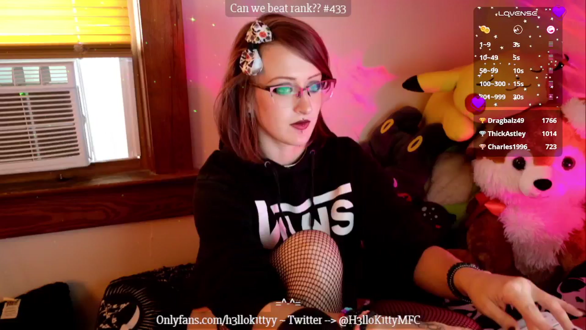 Gallery image thumbnail from H3llok1tty's myfreecams stream on, 10/10/2024, 14:16 image 19 of 20
