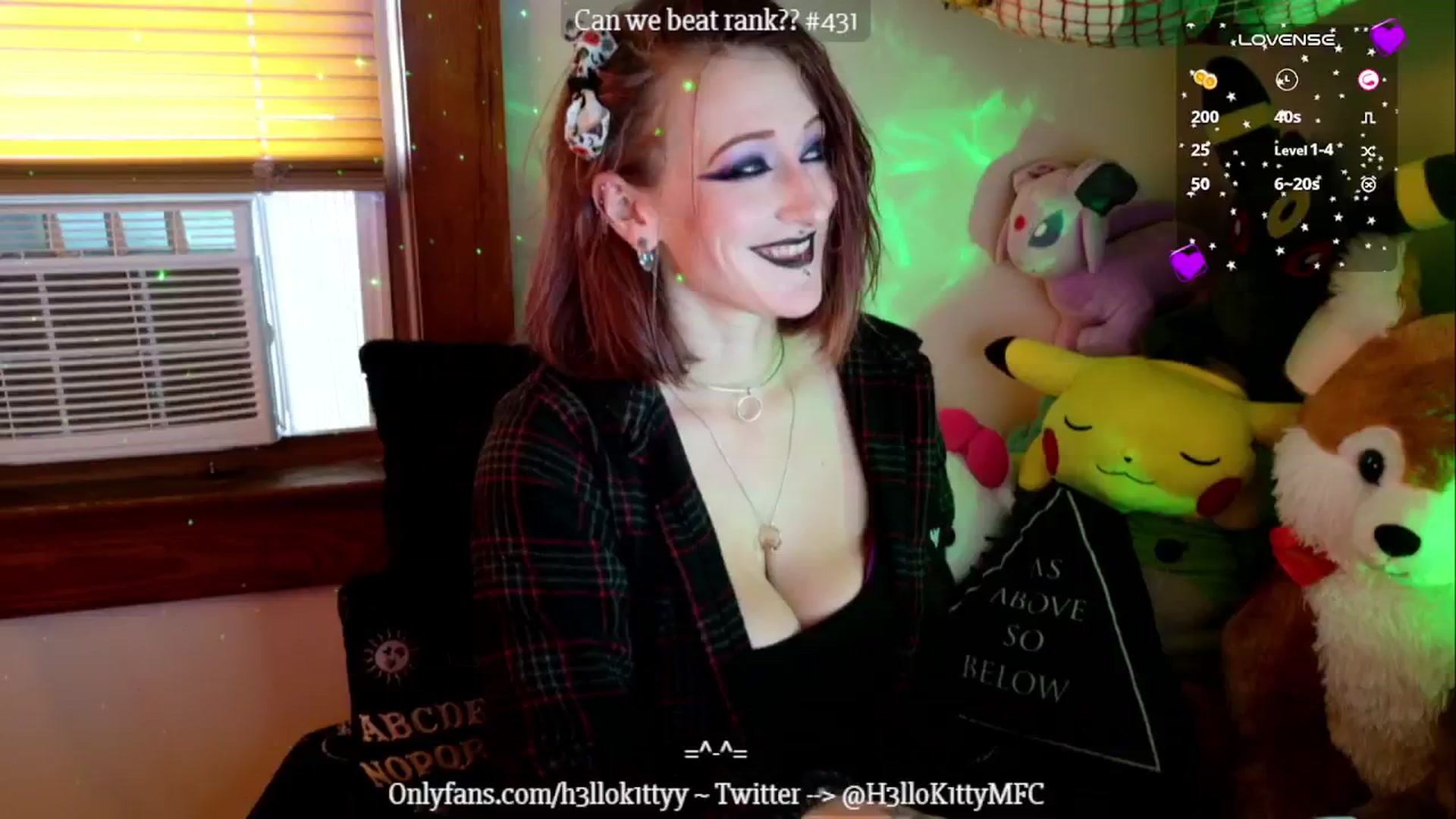 Gallery image thumbnail from H3llok1tty's myfreecams stream on, 10/11/2024, 14:33 image 12 of 20