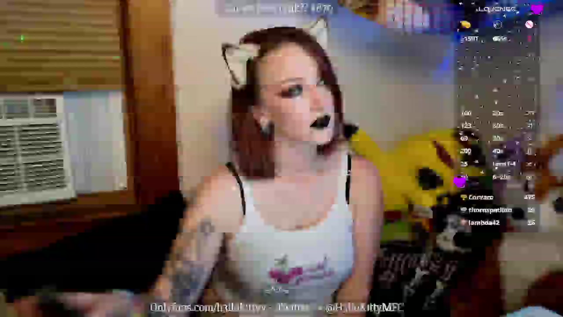 Gallery image thumbnail from H3llok1tty's myfreecams stream on, 10/22/2024, 08:16 image 4 of 20