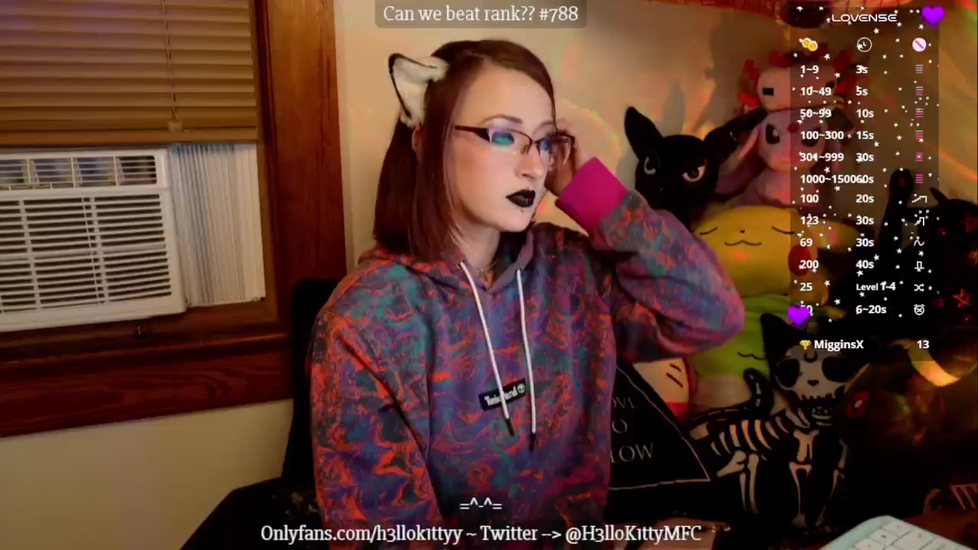 Gallery image thumbnail from H3llok1tty's myfreecams stream on, 10/25/2024, 07:14 image 12 of 20