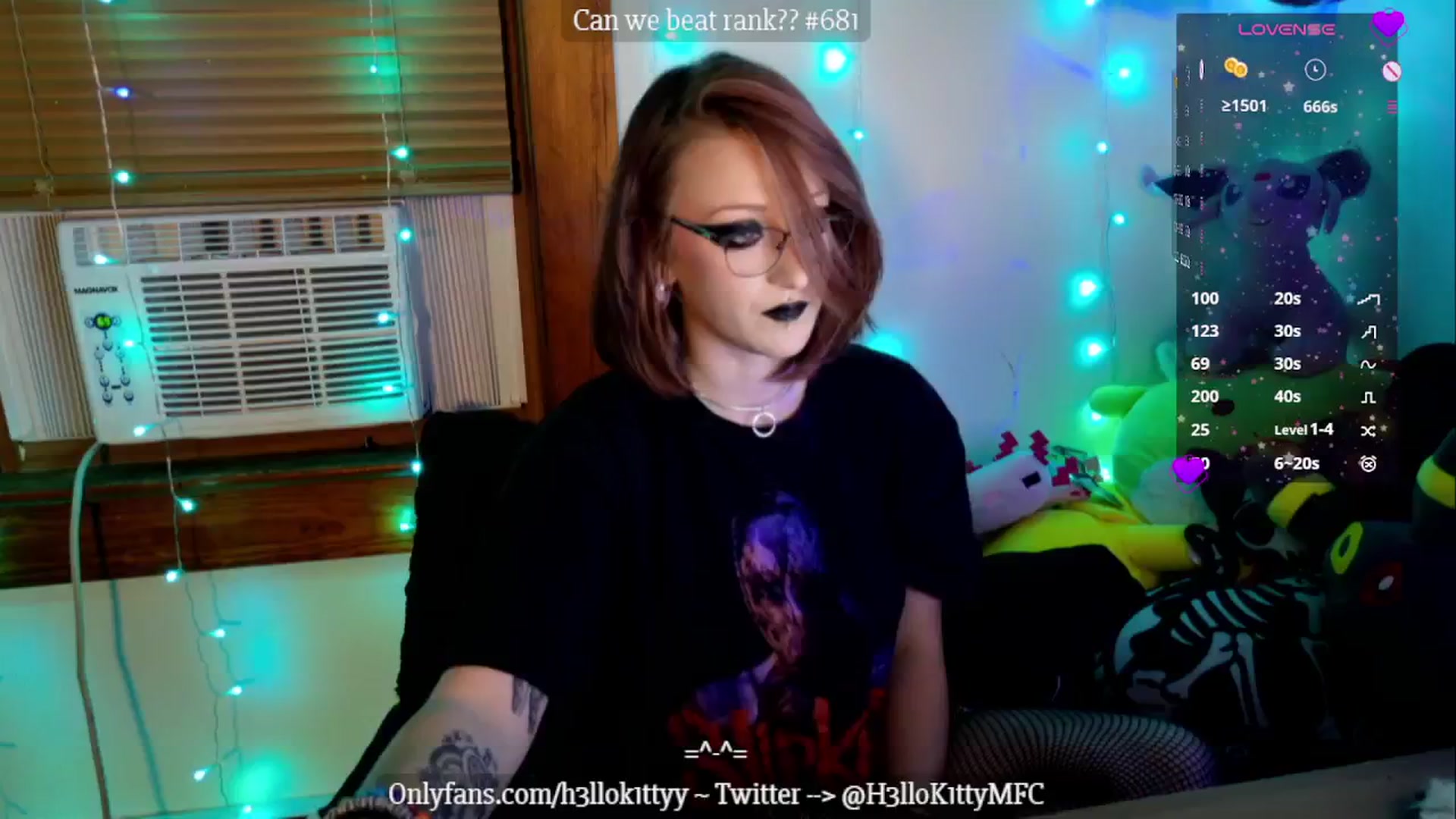 Gallery image thumbnail from H3llok1tty's myfreecams stream on, 11/03/2024, 10:03 image 9 of 20