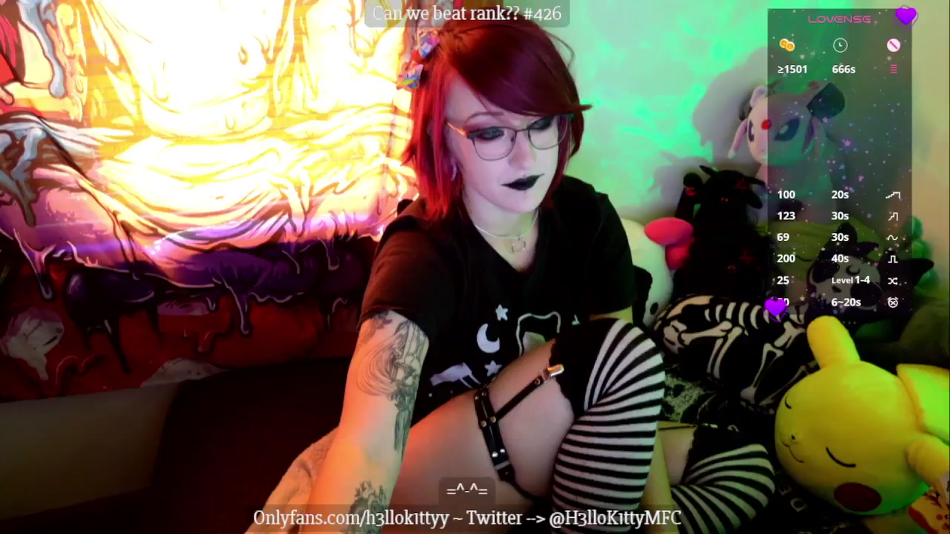 Gallery image thumbnail from H3llok1tty's myfreecams stream on, 11/16/2024, 15:32 image 10 of 20