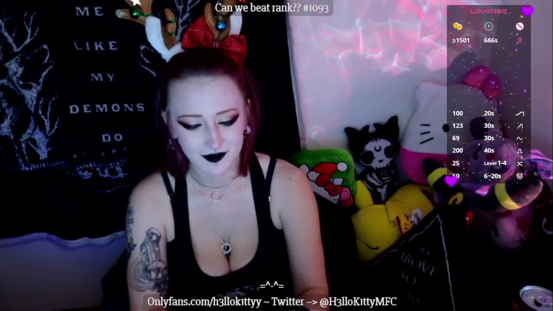 Gallery image thumbnail from H3llok1tty's myfreecams stream on, 12/11/2024, 21:46 image 15 of 20