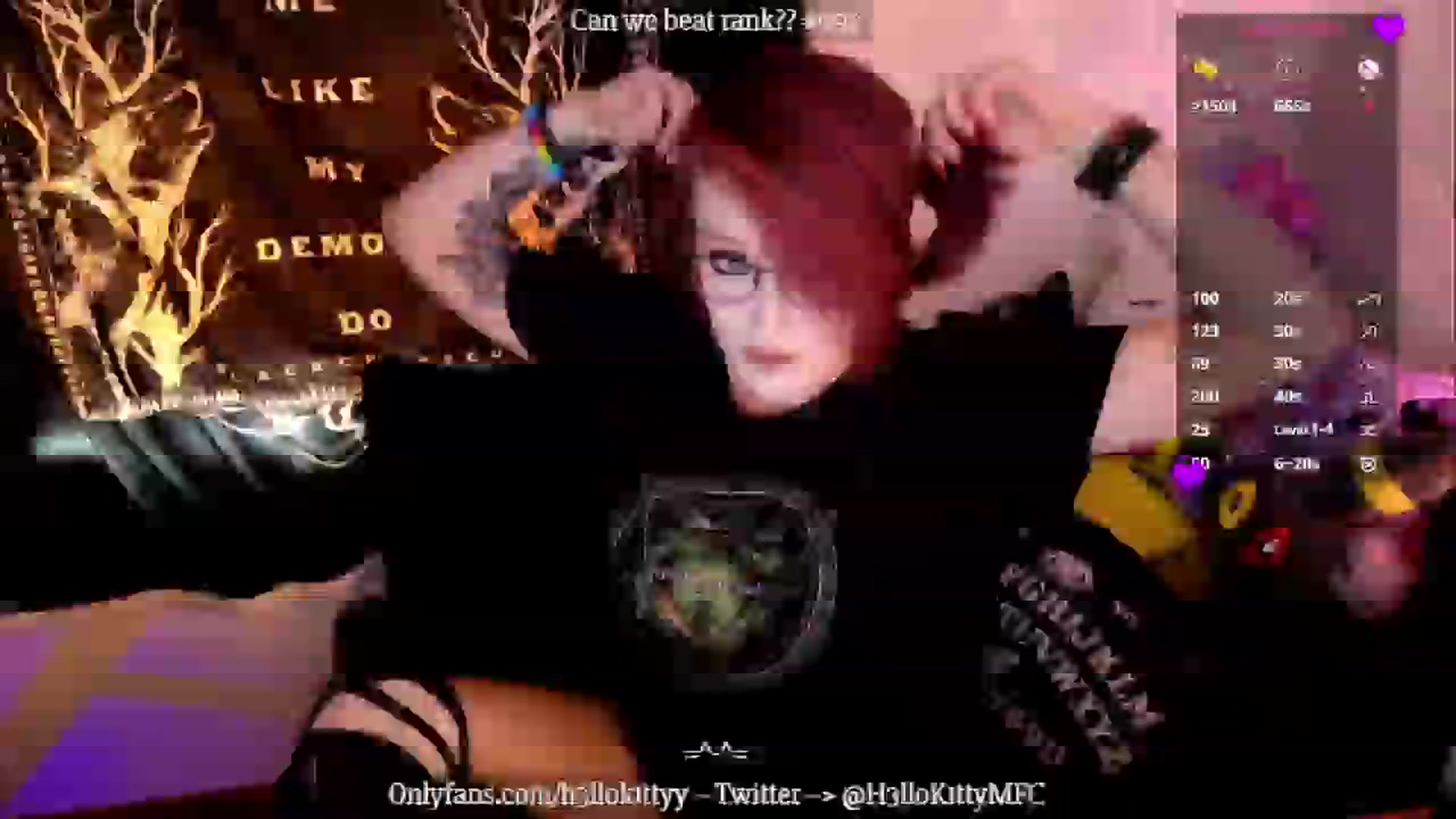 Gallery image thumbnail from H3llok1tty's myfreecams stream on, 12/12/2024, 18:14 image 17 of 20