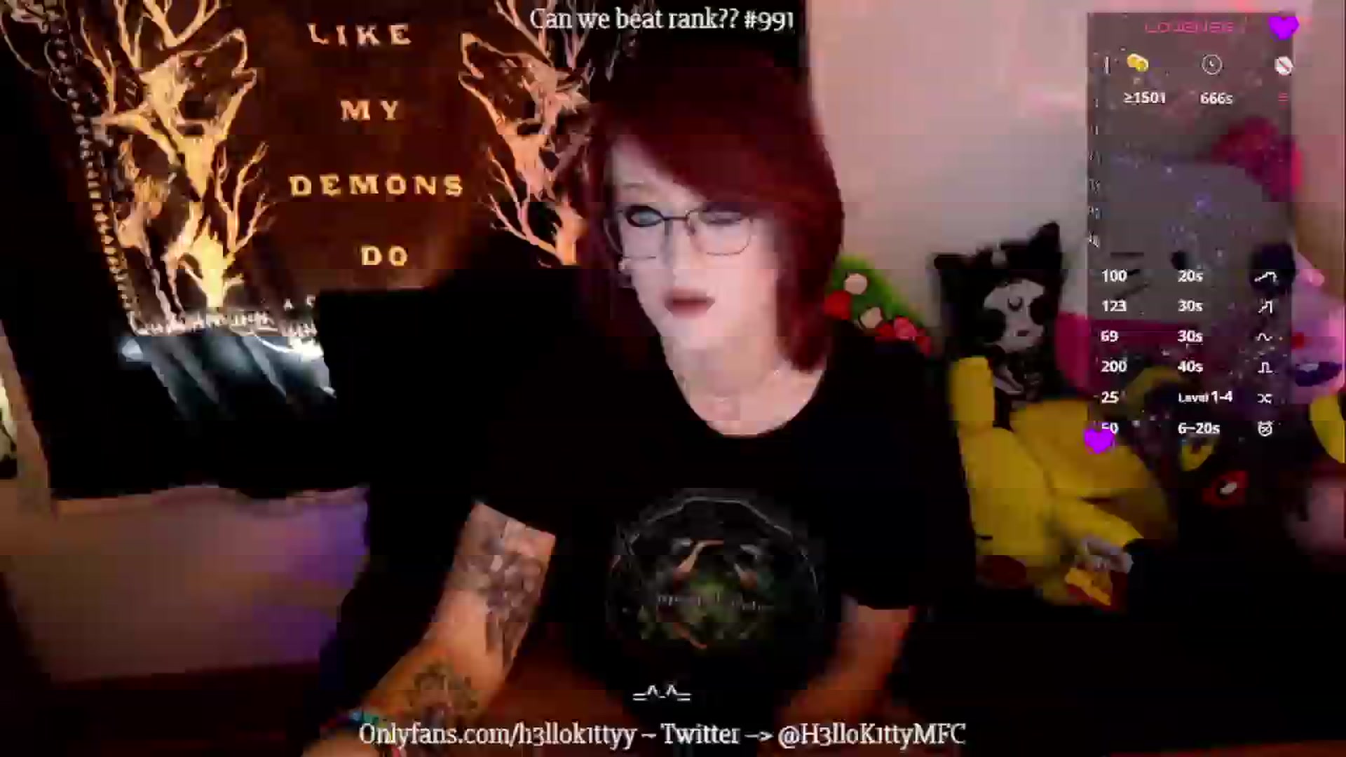 Gallery image thumbnail from H3llok1tty's myfreecams stream on, 12/12/2024, 18:14 image 6 of 20