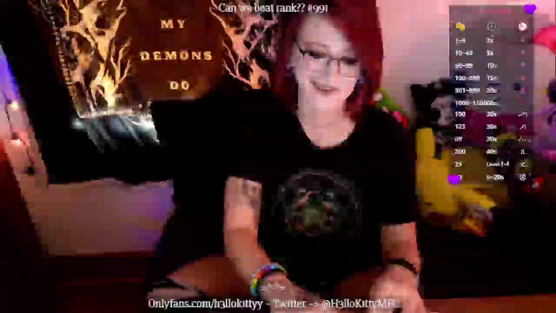 Gallery image thumbnail from H3llok1tty's myfreecams stream on, 12/12/2024, 18:14 image 8 of 20