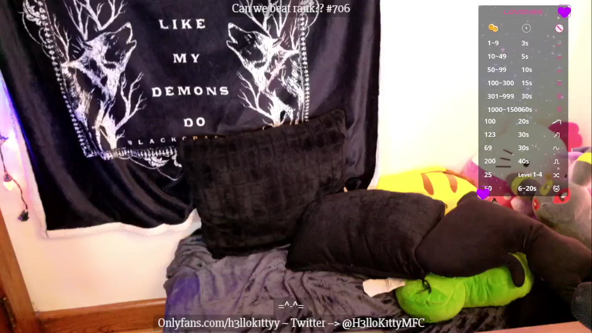 Gallery image thumbnail from H3llok1tty's myfreecams stream on, 12/16/2024, 09:32 image 12 of 20