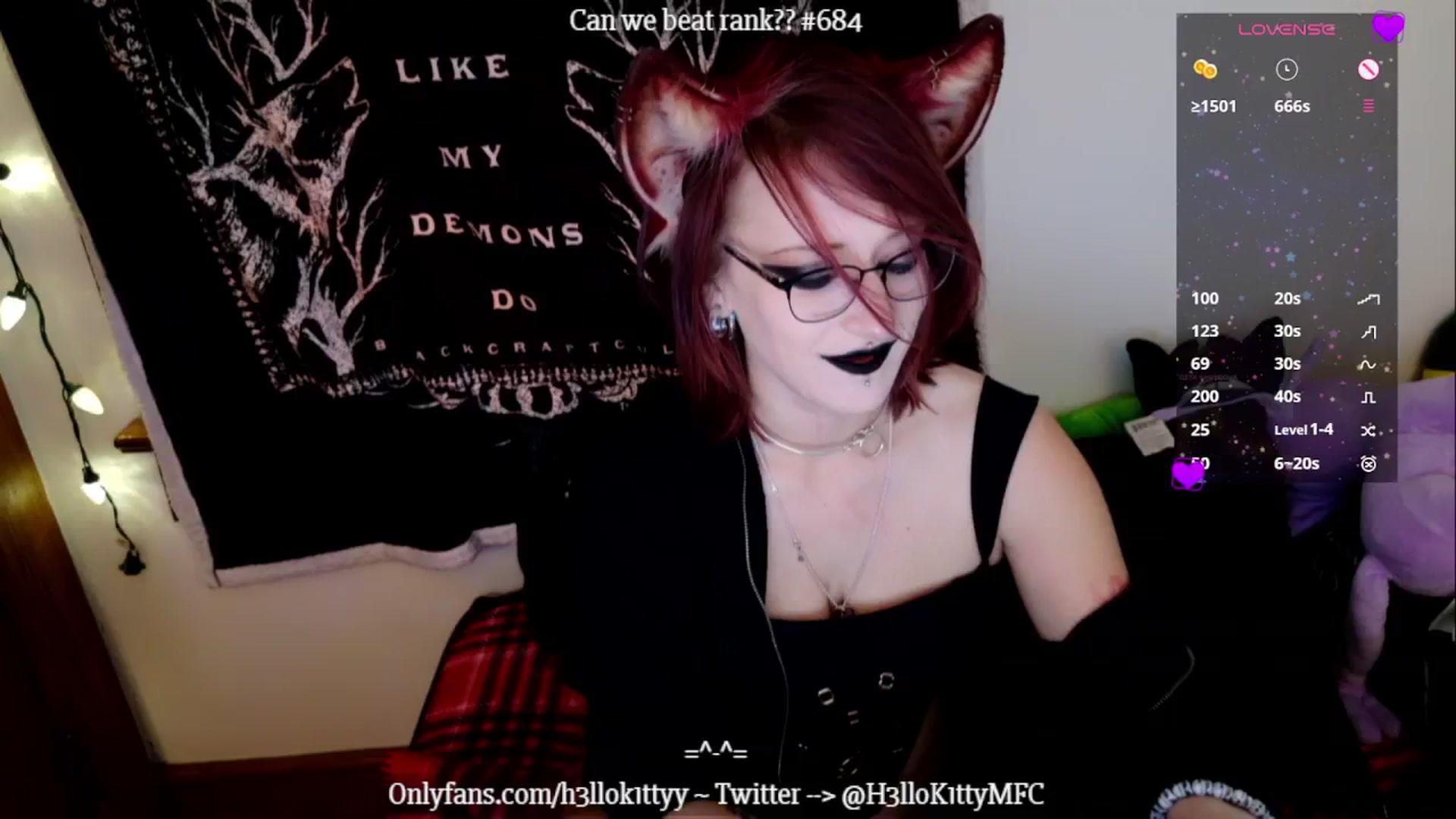 Gallery image thumbnail from H3llok1tty's myfreecams stream on, 12/29/2024, 14:16 image 18 of 20